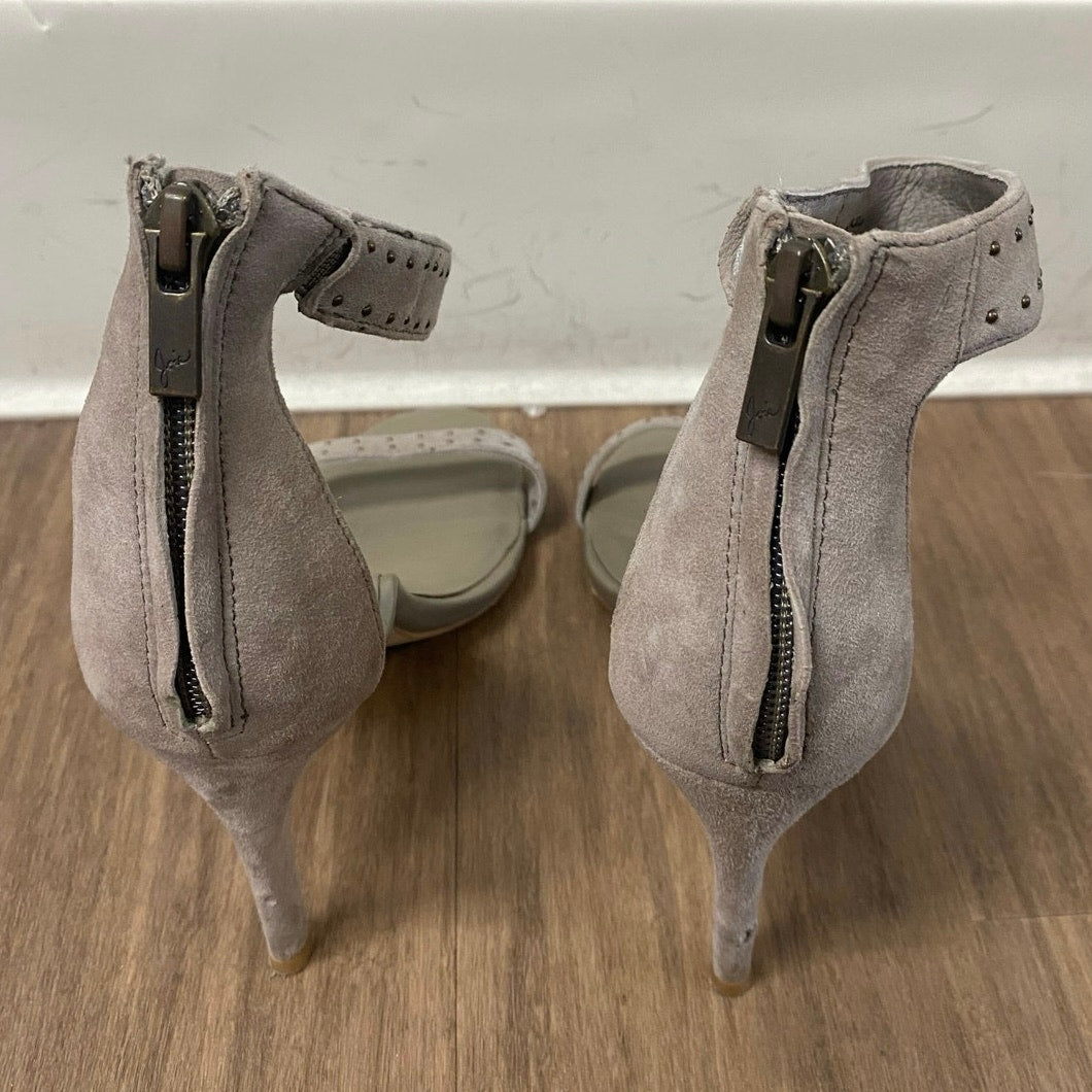 Cleere Closet | New & Used Designer Clothing, Shoes, Bags & Jewelry for All
