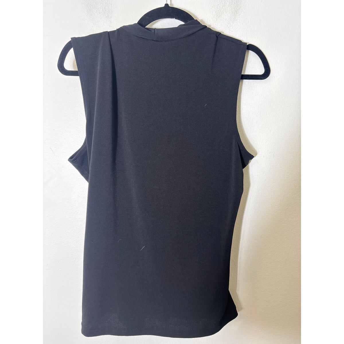 Banana Republic Black Sleeveless Drape Neck Top Sz L