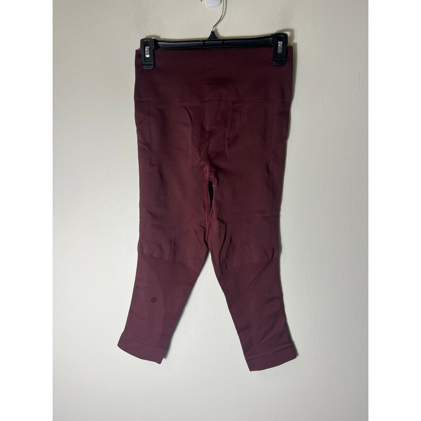 Lululemon Burgandy Maroon Athletic Cropped Leggings Sz 8