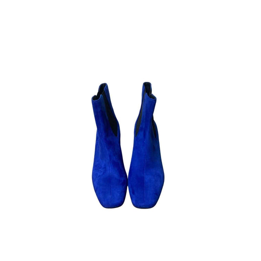 New W/O Box Blue Clarra Bootie sz 6