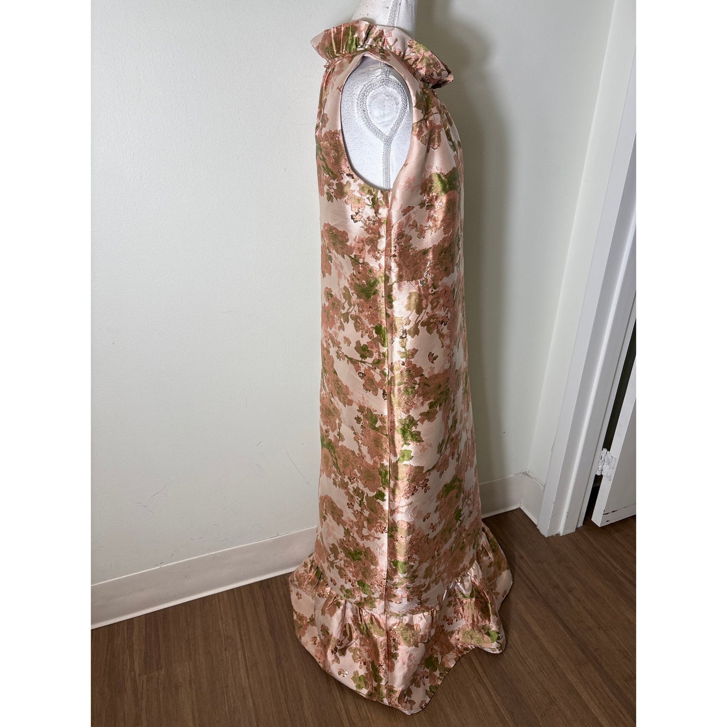 Abbeyglass Rose Pink and Green Floral Ruffle Neck Gown Sz M