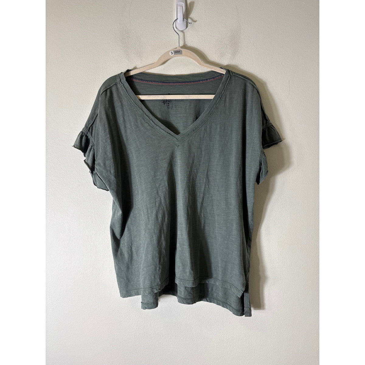 Pilcro Green V Neck Flutter Sleeve Tee Sz S