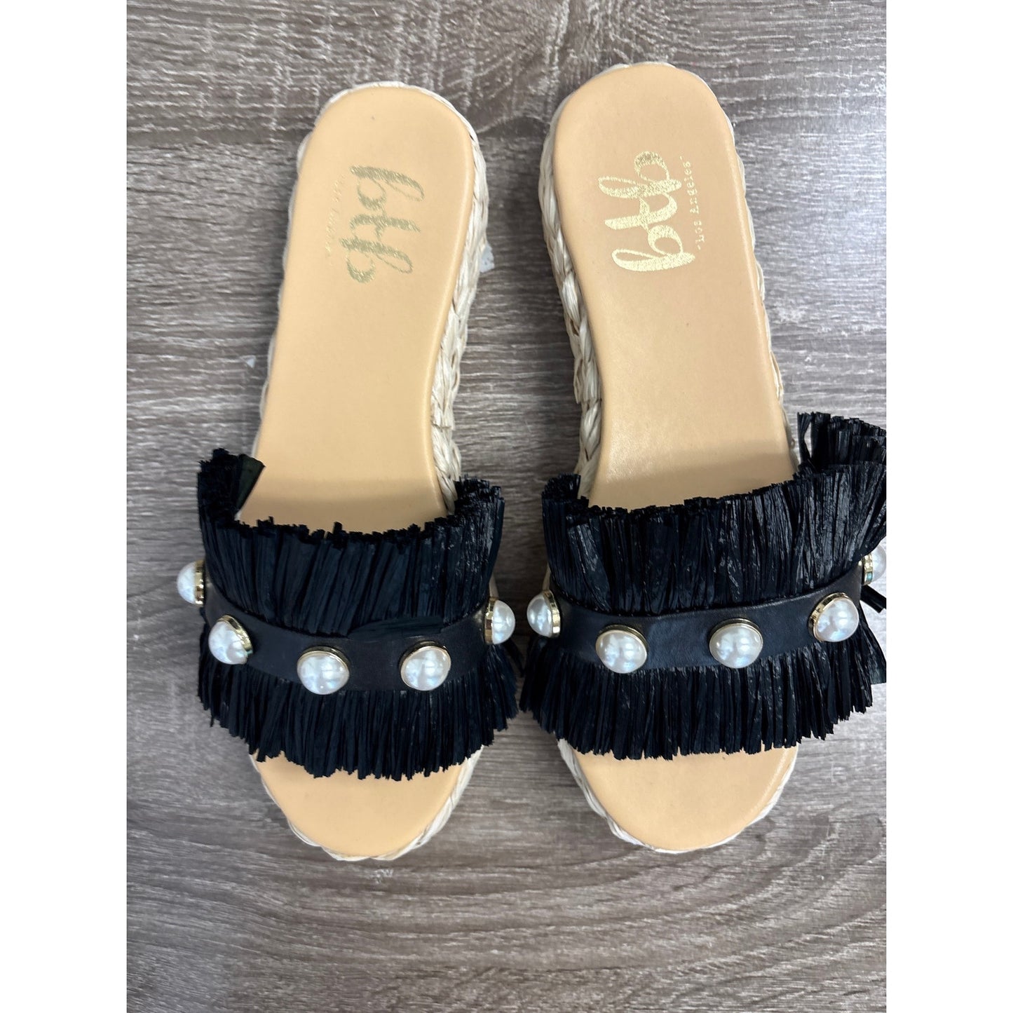 btb Los Angeles Black Raffia With Pearl Slides Sz 8.5