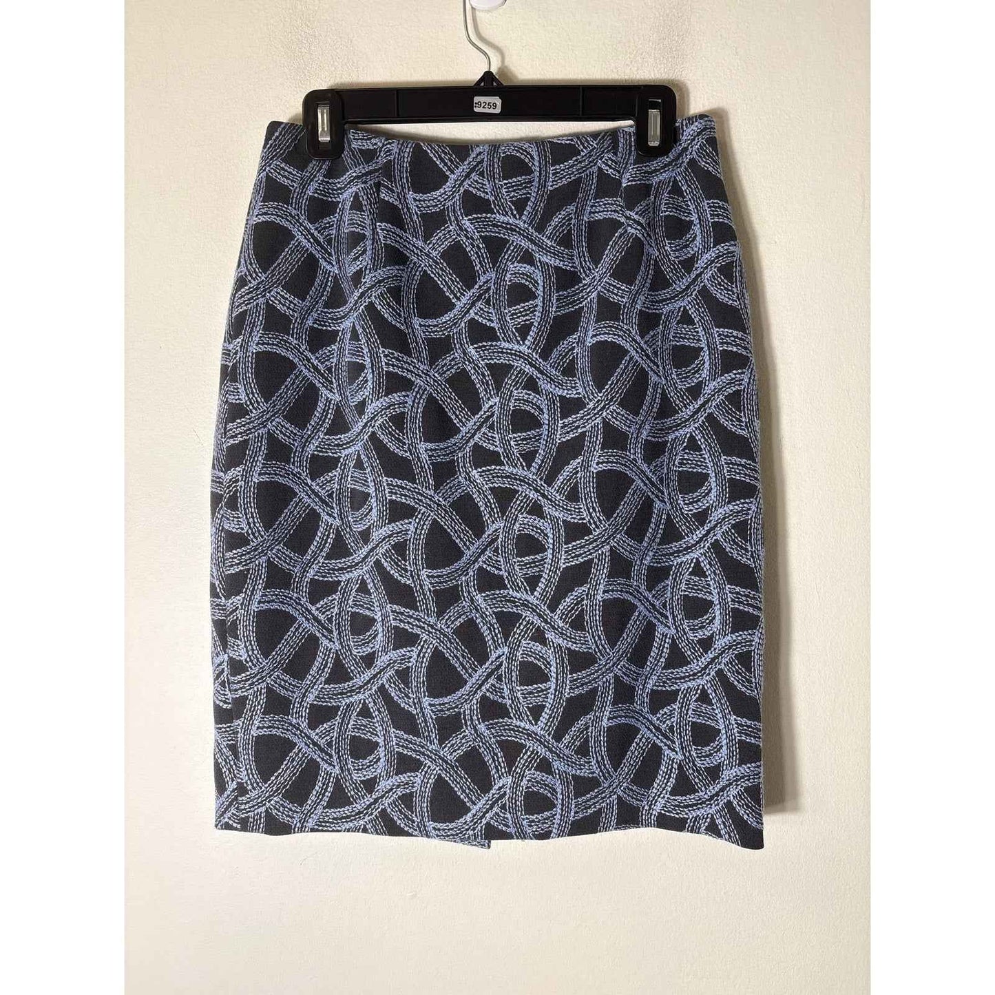 Carlisle Black With Blue Embroidery Knee length Skirt Sz 4