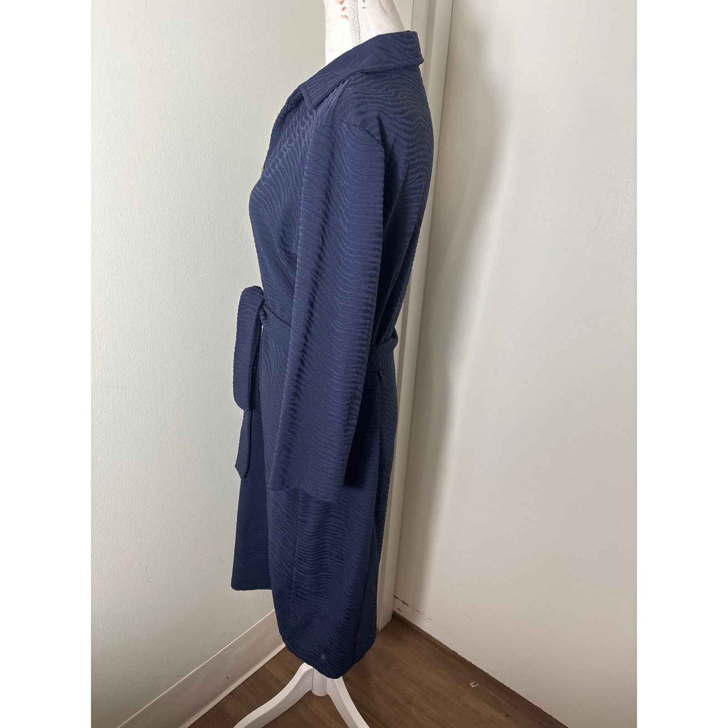 J. McLaughlin Navy Long Sleeve Textured Fabric Midi Dress Sz M