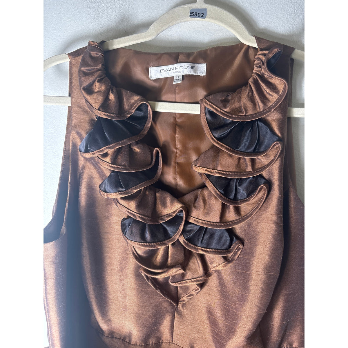 Evan Picone Brown Sleeveless Dress with Ruffle Detailing at the Collar Sz 12