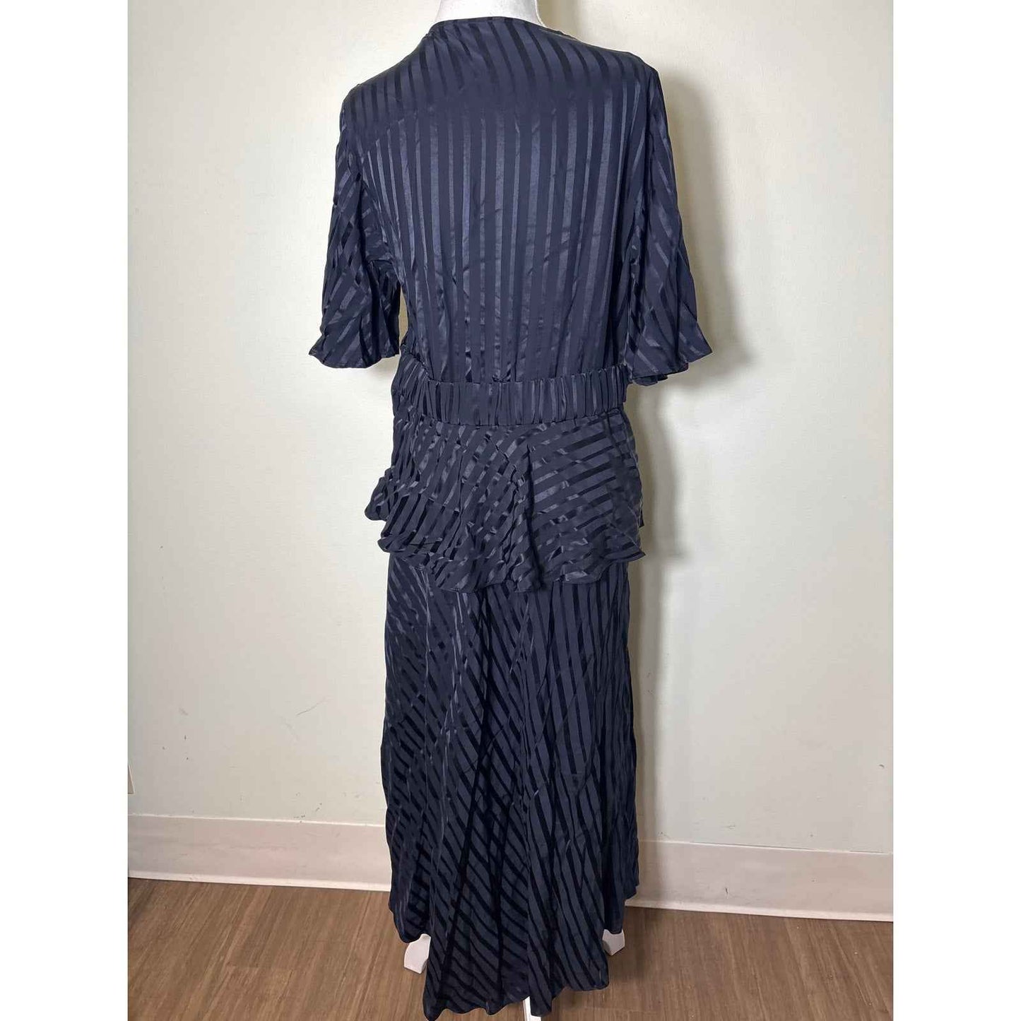 A.L.C Black Stripe Half Sleeve V-Neck Long Special Occasion Dress Sz 8