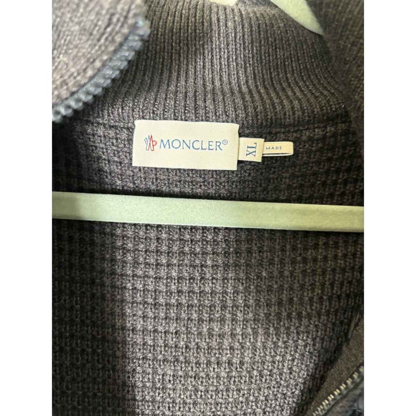 Men's Moncler Padded Ski Cardigan with Hoodie Sz XL