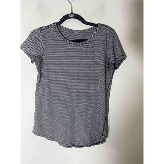 Lululemon Black and White Pin Stripe Short Sleeve Top Sz 6