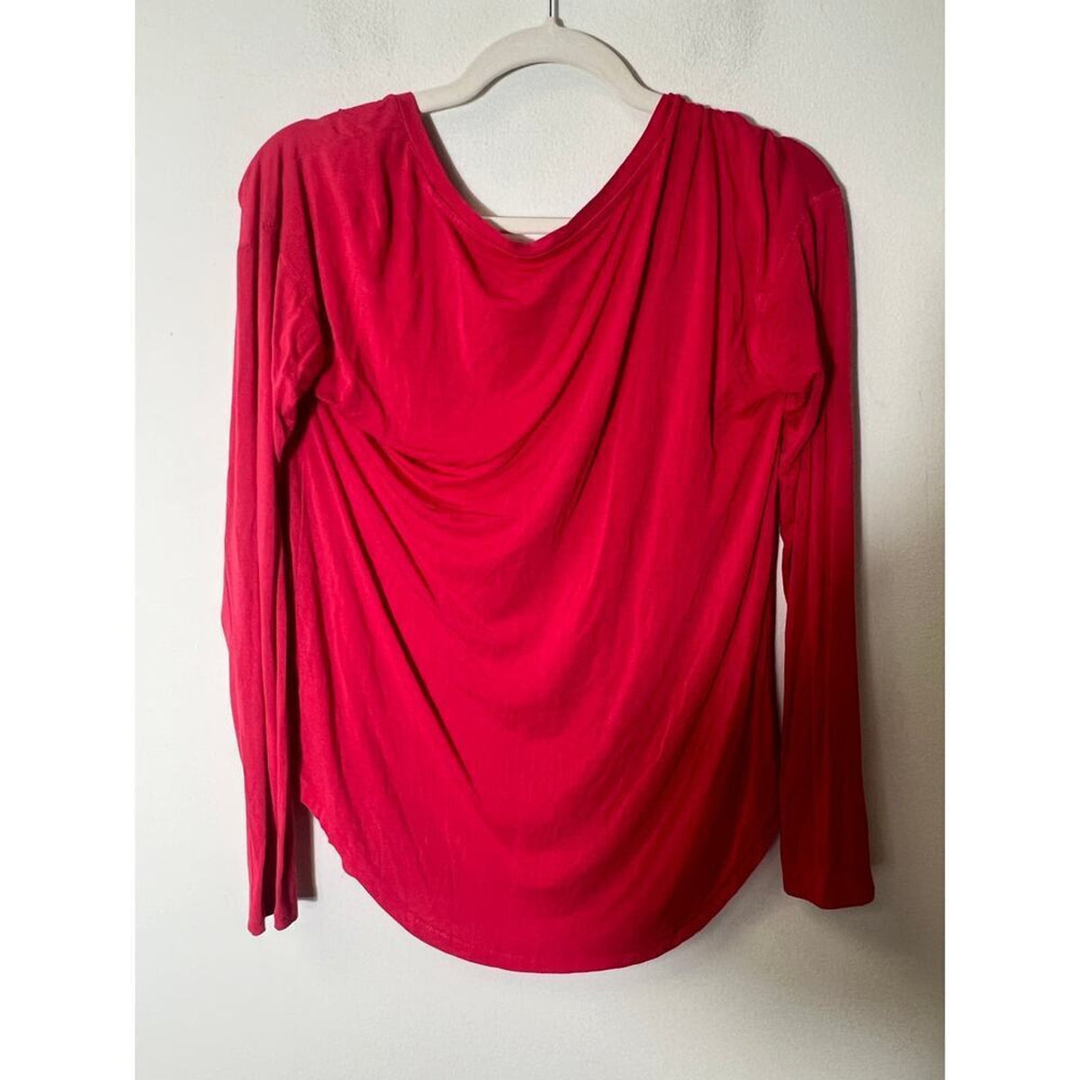American Eagle Soft & Sexy Tee Long Sleeve V Neck Orange Pink - S