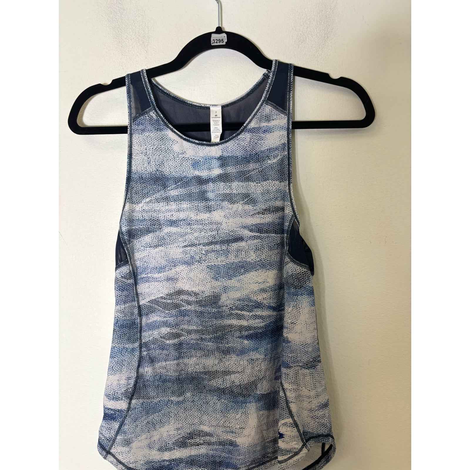 Lululemon Blue Mesh Athletic Top Sz 2