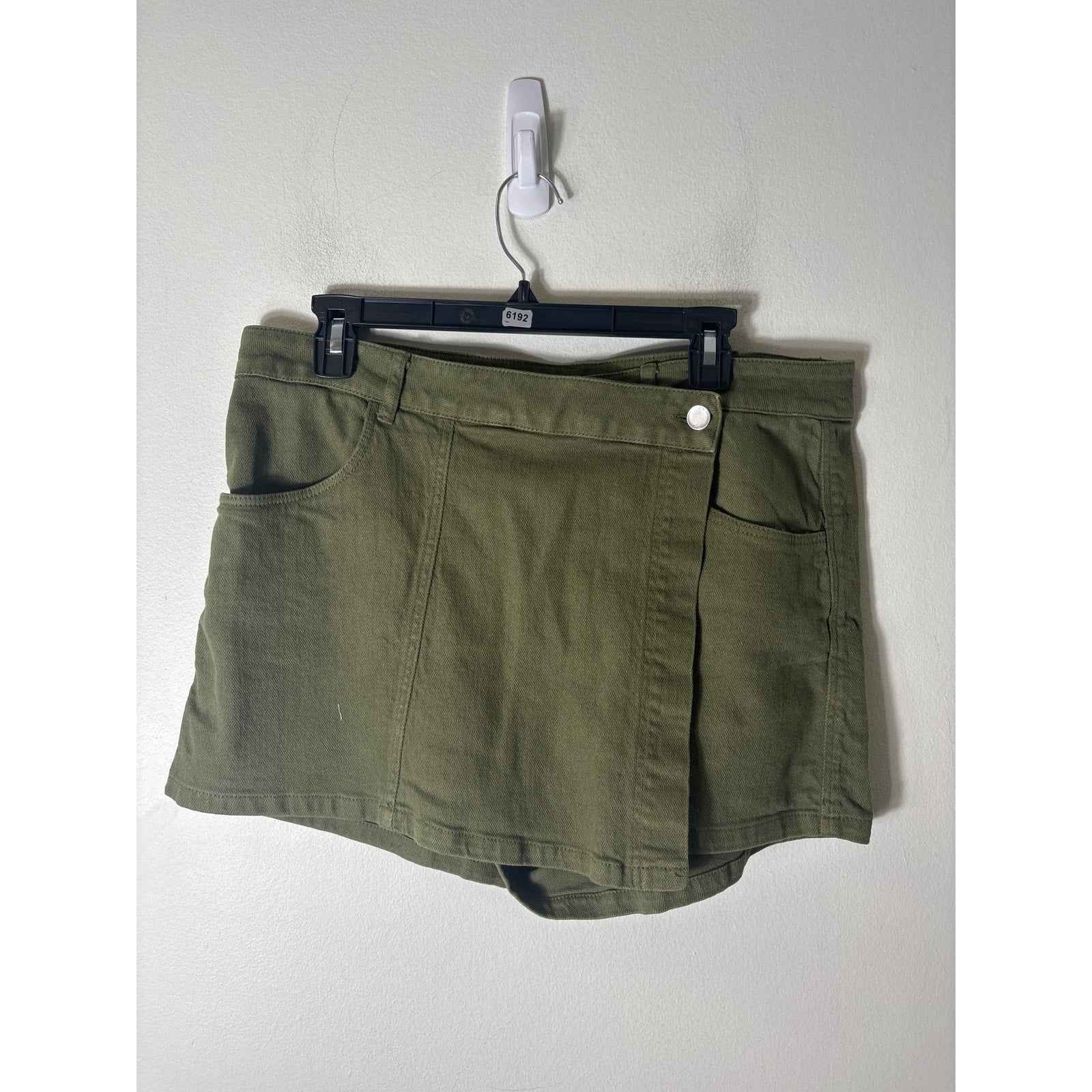 Zara Army Green Short Shorts with Overlay Sz XL