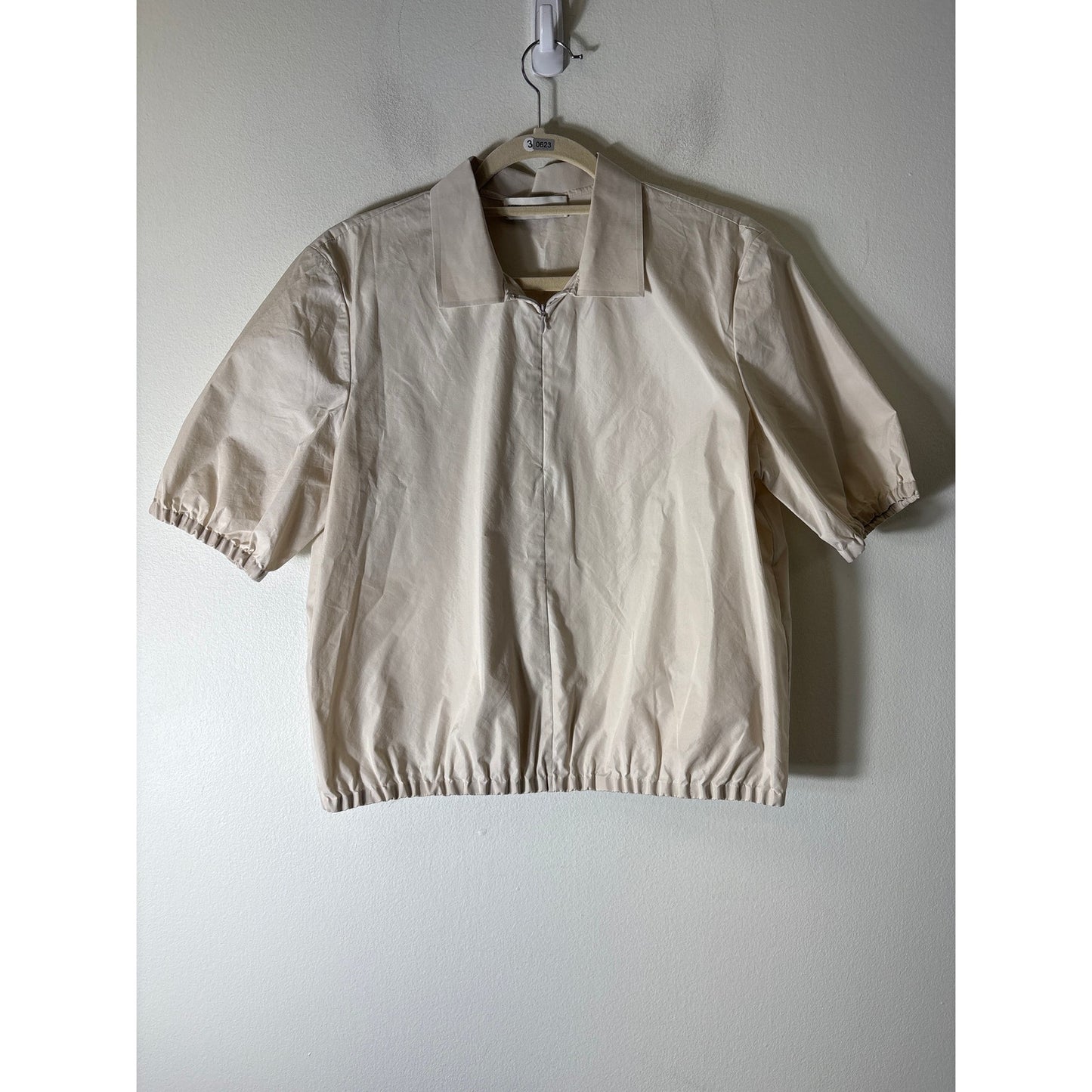 Tory Burch Light Stone/Khaki Zip Front Top Sz 8