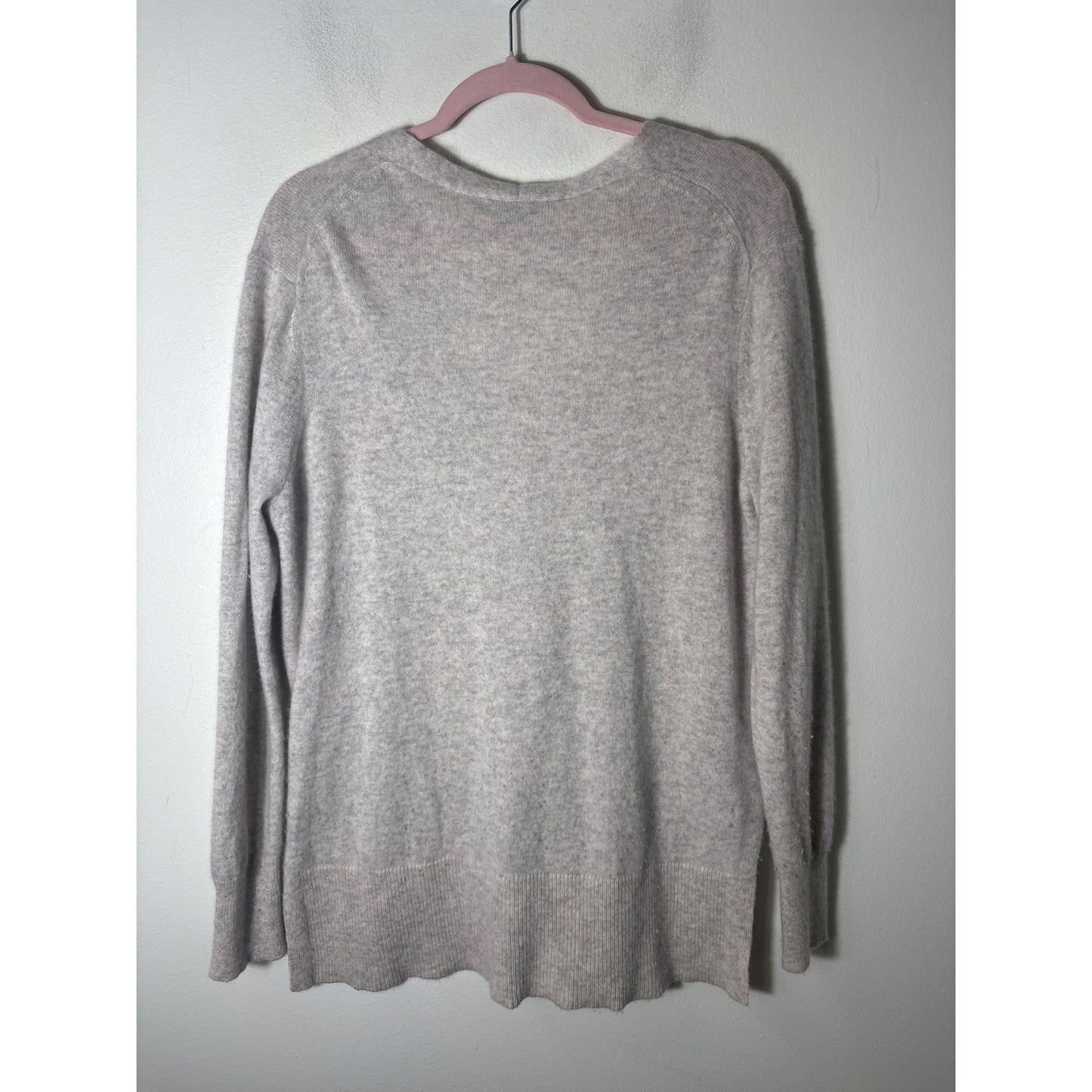 White + Warren Gray 100% Cashmere V Neck Sweater Sz L
