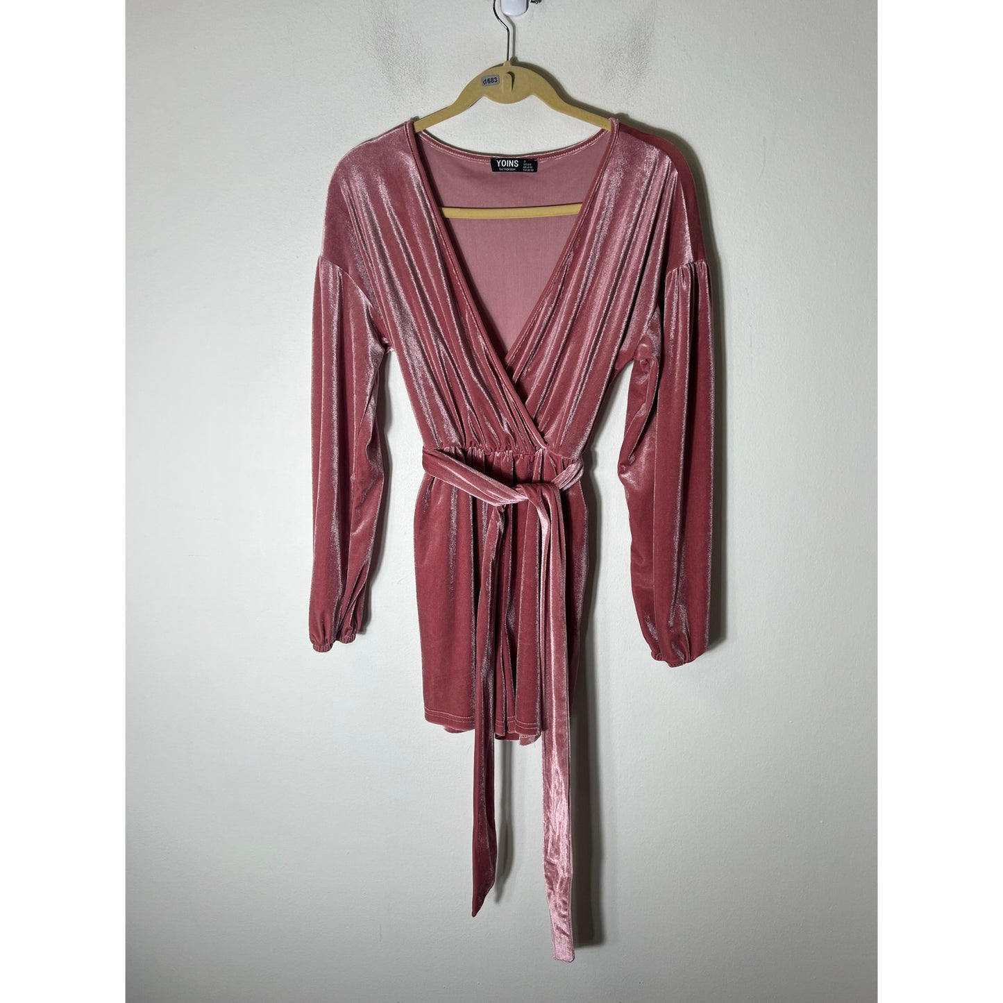 Yoins Pink Deep V Velour Long Sleeve Romper Sz S