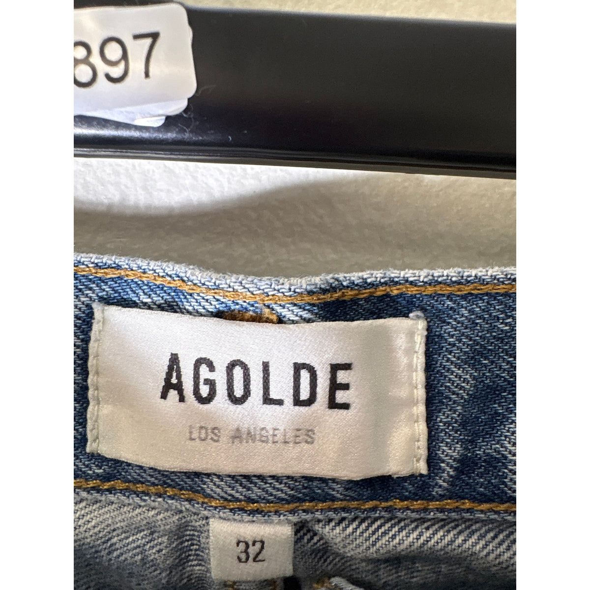 Agolde Medium Wash Blue Jean Cut Off Shorts Sz 32