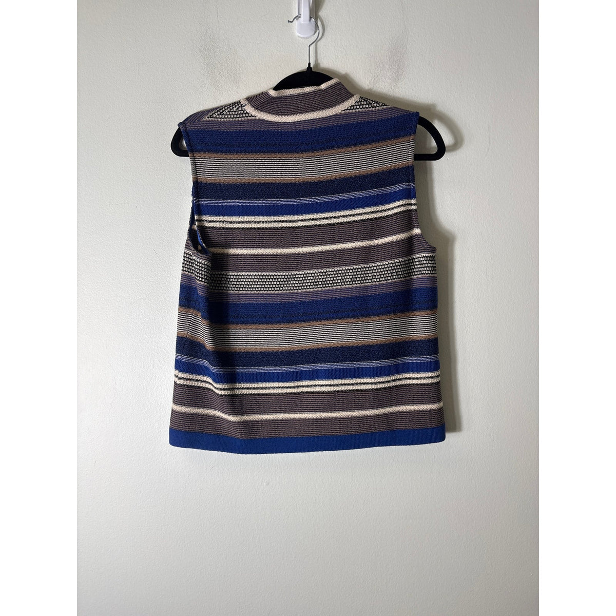 St. John Blue Stripe Sleeveless Knit Shell Sz M