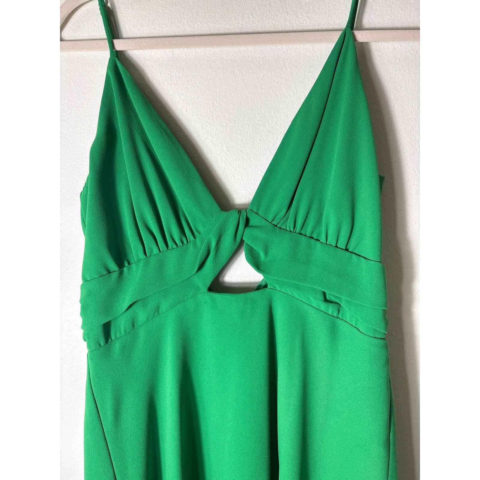 Alexia Admor Kelly Green Spaghetti Strap Key Hole Long Dress Sz 4