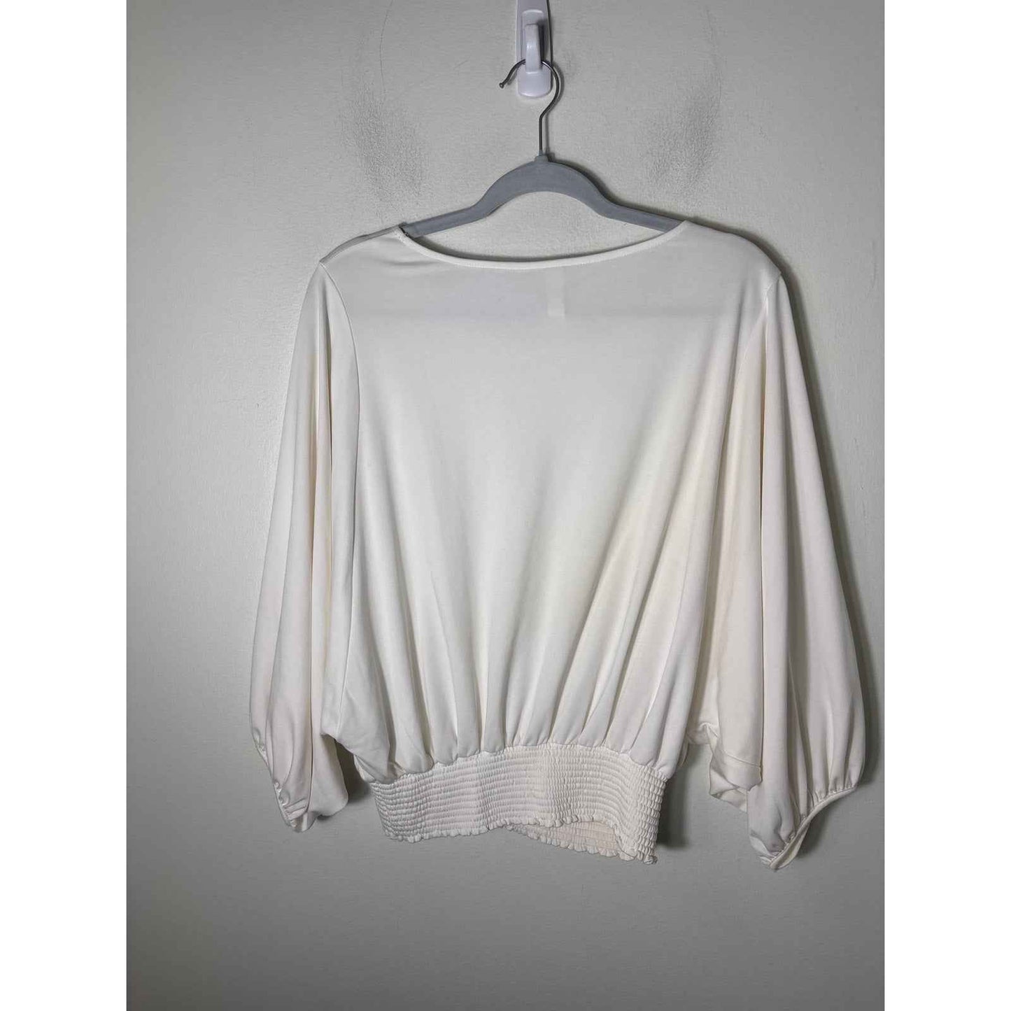 Gental Fawn Winter White Bat Wing Sleeves Smocked Waist Top Sz S