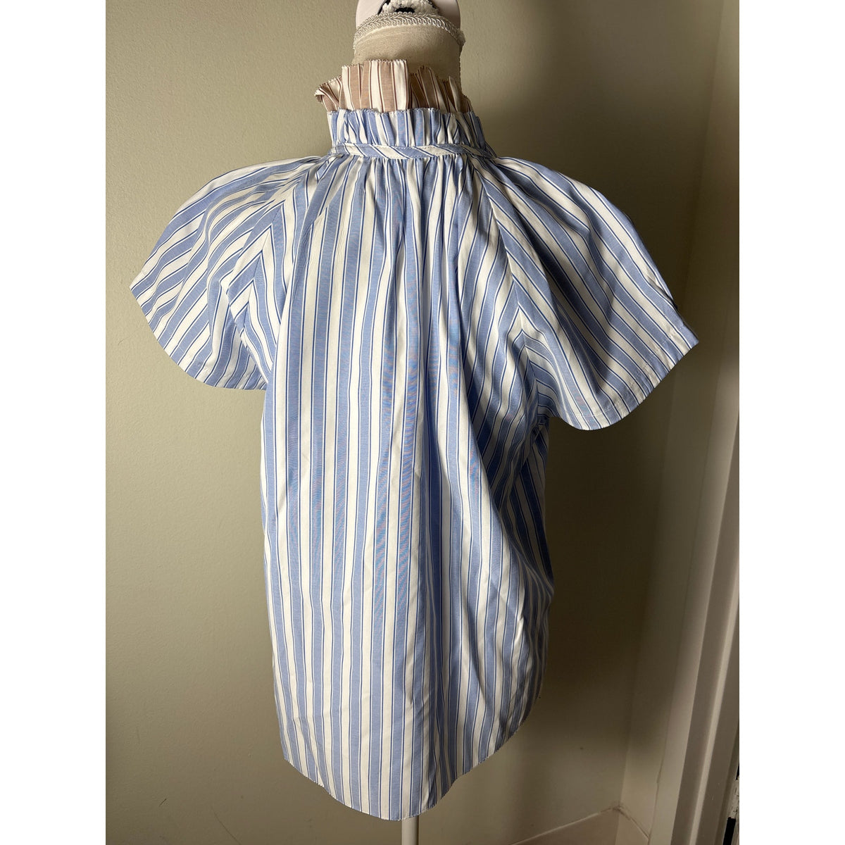 Sundays Blue Tan Stripe Cap Sleeve Button Up Ruffled High Collar Sz S