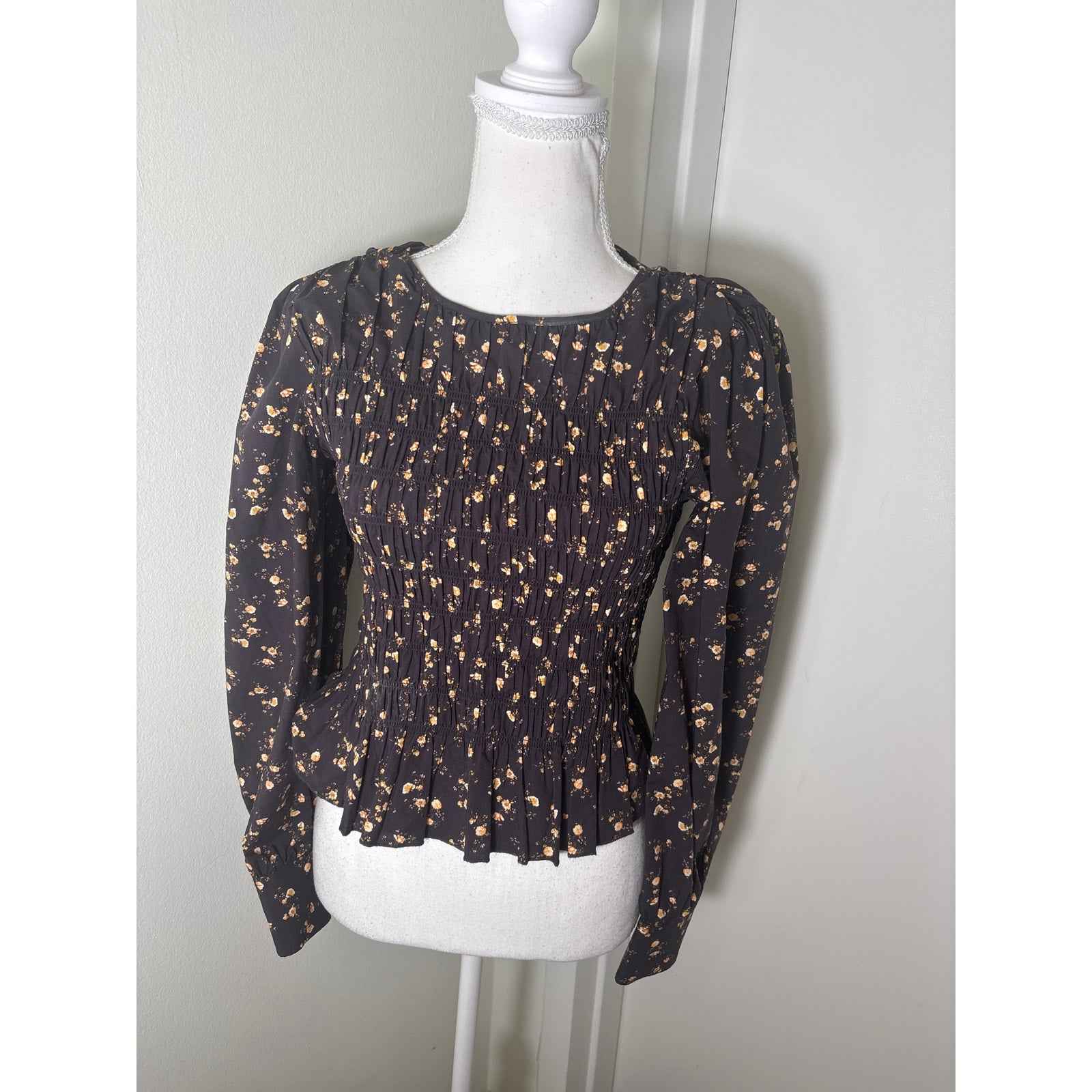 Rails Black Peach Floral Long Sleeve Cotton Smocked Bodice Top Sz S