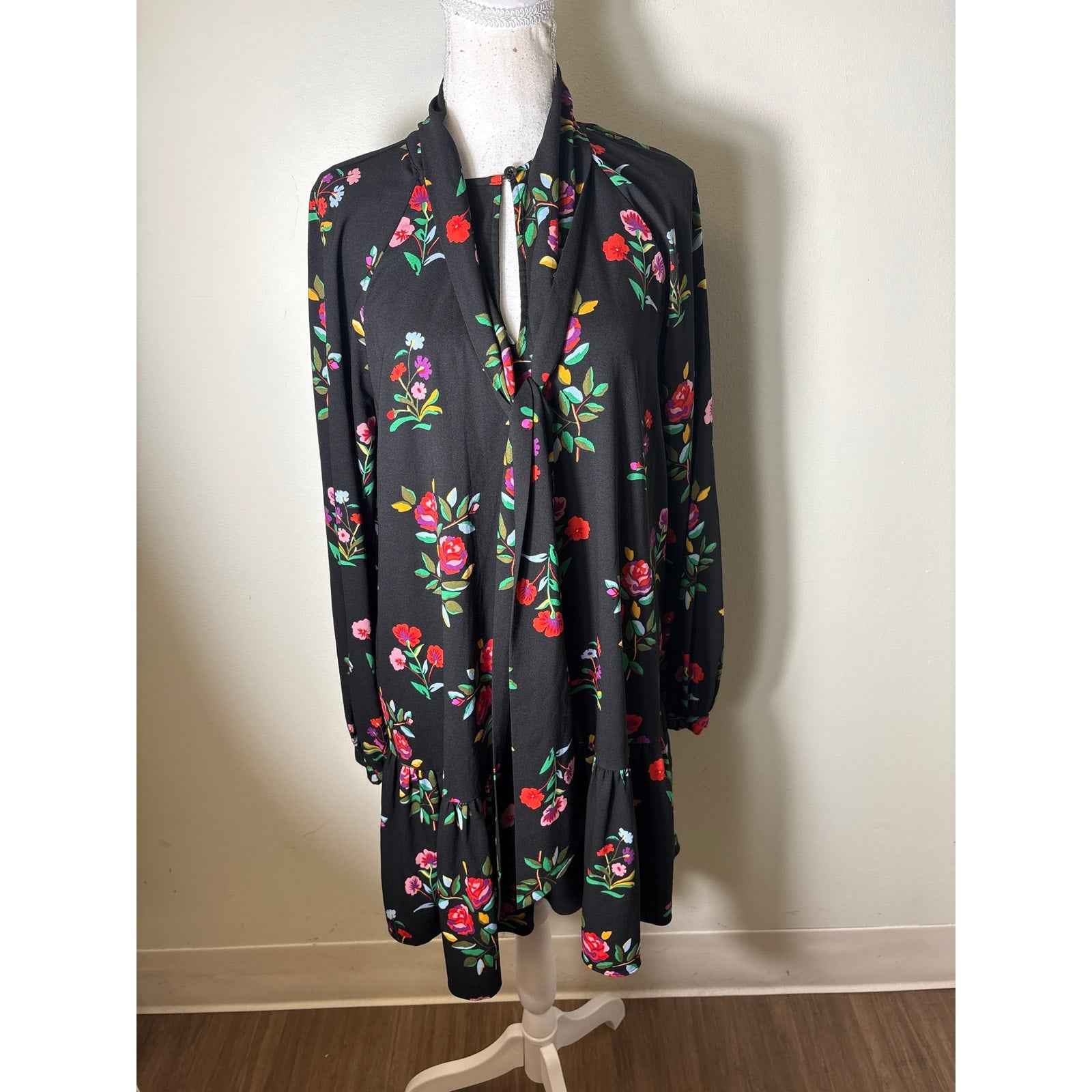 Kate Spade Black Floral Long Sleeve V-Neck Ruffled Mini Dress Sz m