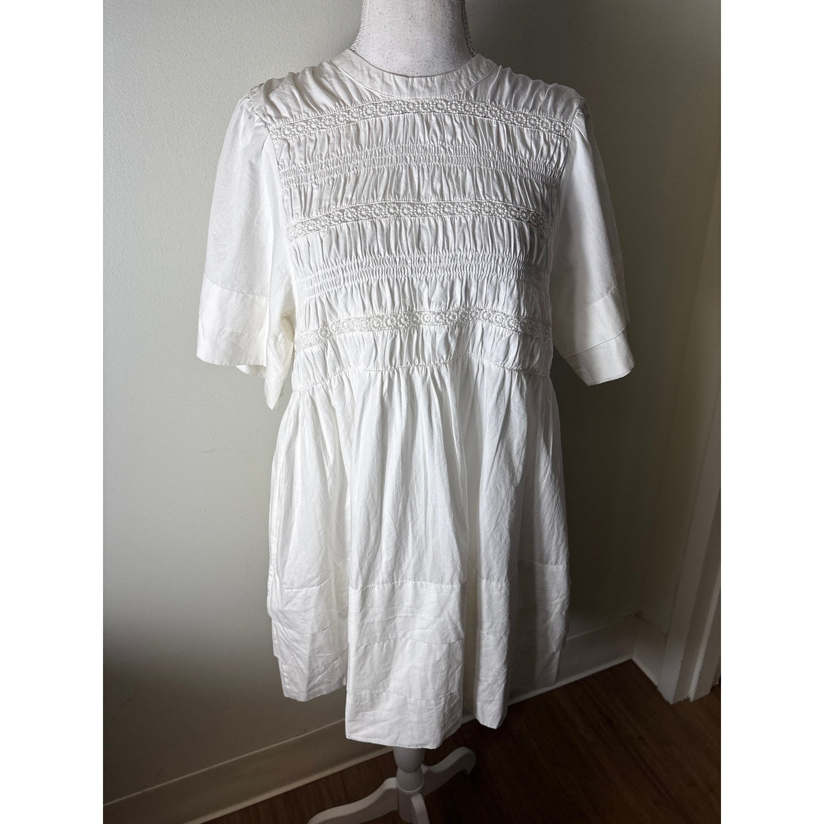 La Maregold White Cotton Short Sleeve Smocked Mini Dress Sz S