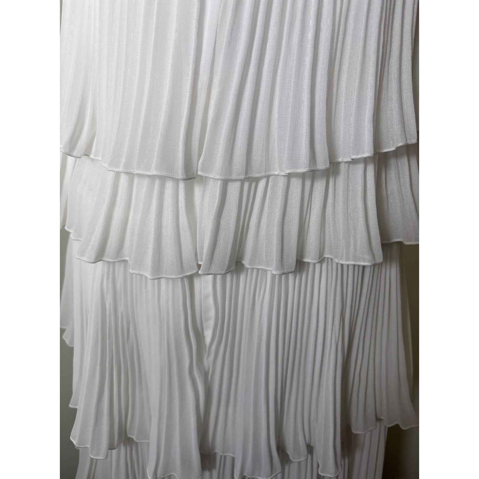 NWT L'IDEE BLanc Classique Gown Sz 6