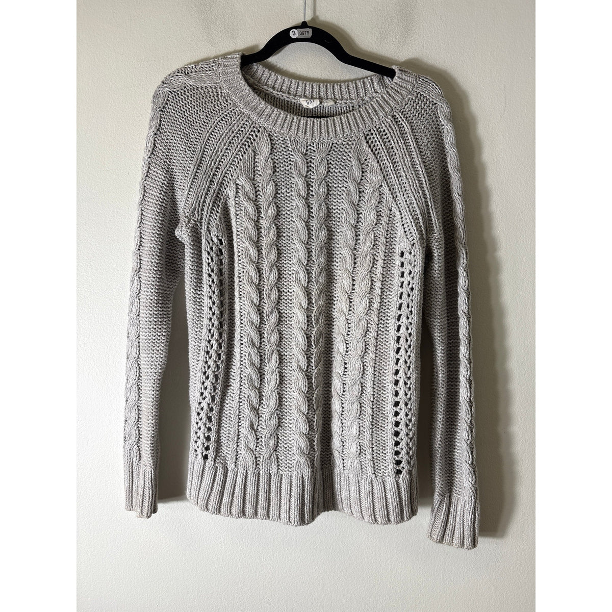 Gap Gray Long Sleeve Crew Neck Cable Knit Sweater Sz M