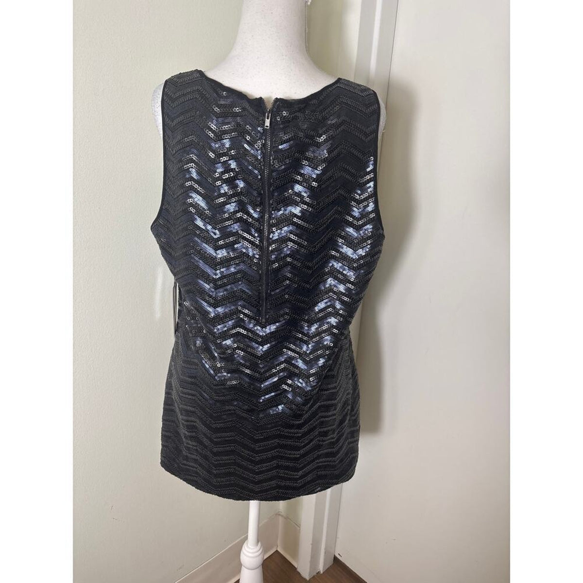 Etcetera Black Sequin Chevron Sleeveless Top XL NWT