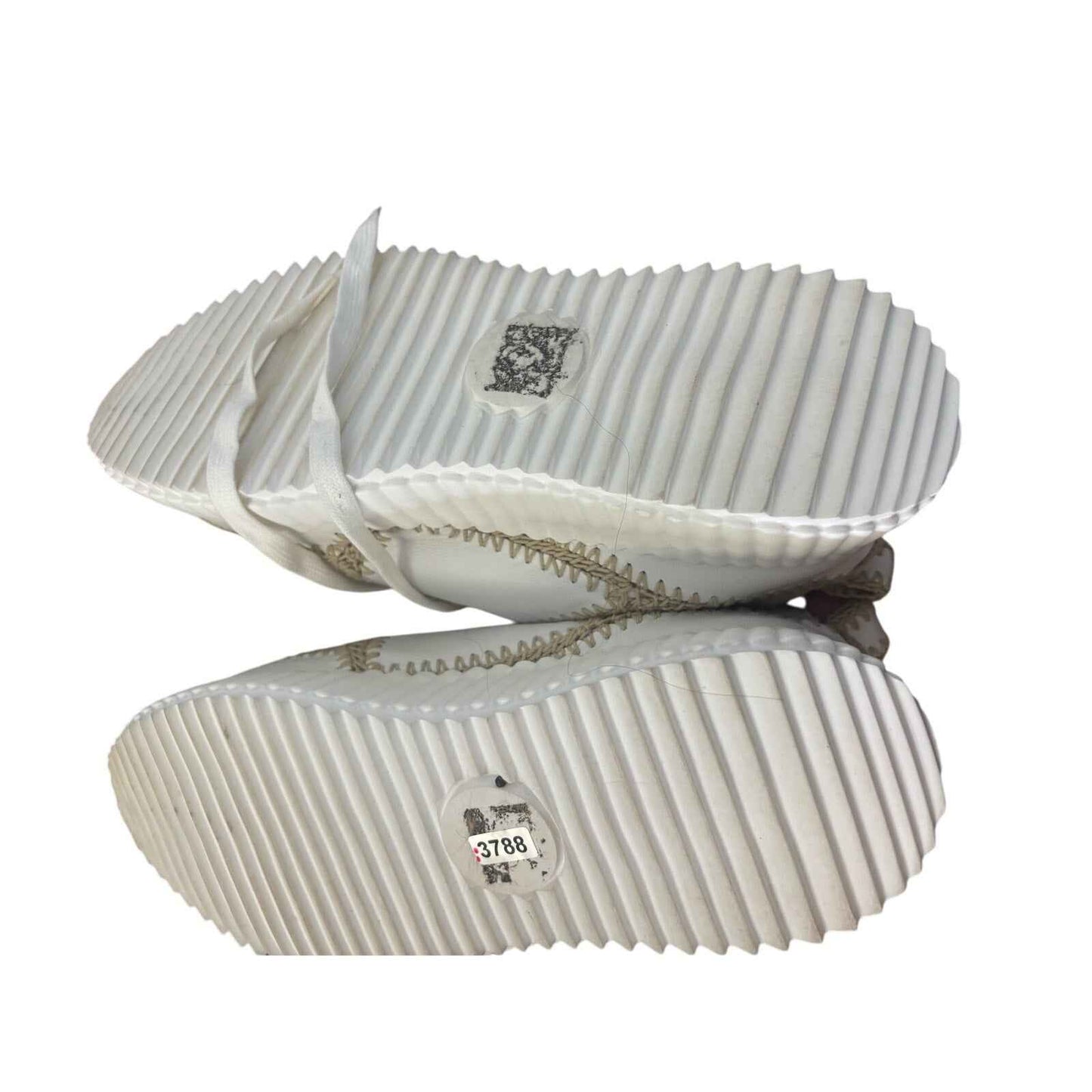 Silent D Carrie Sneaker in White Sz 10