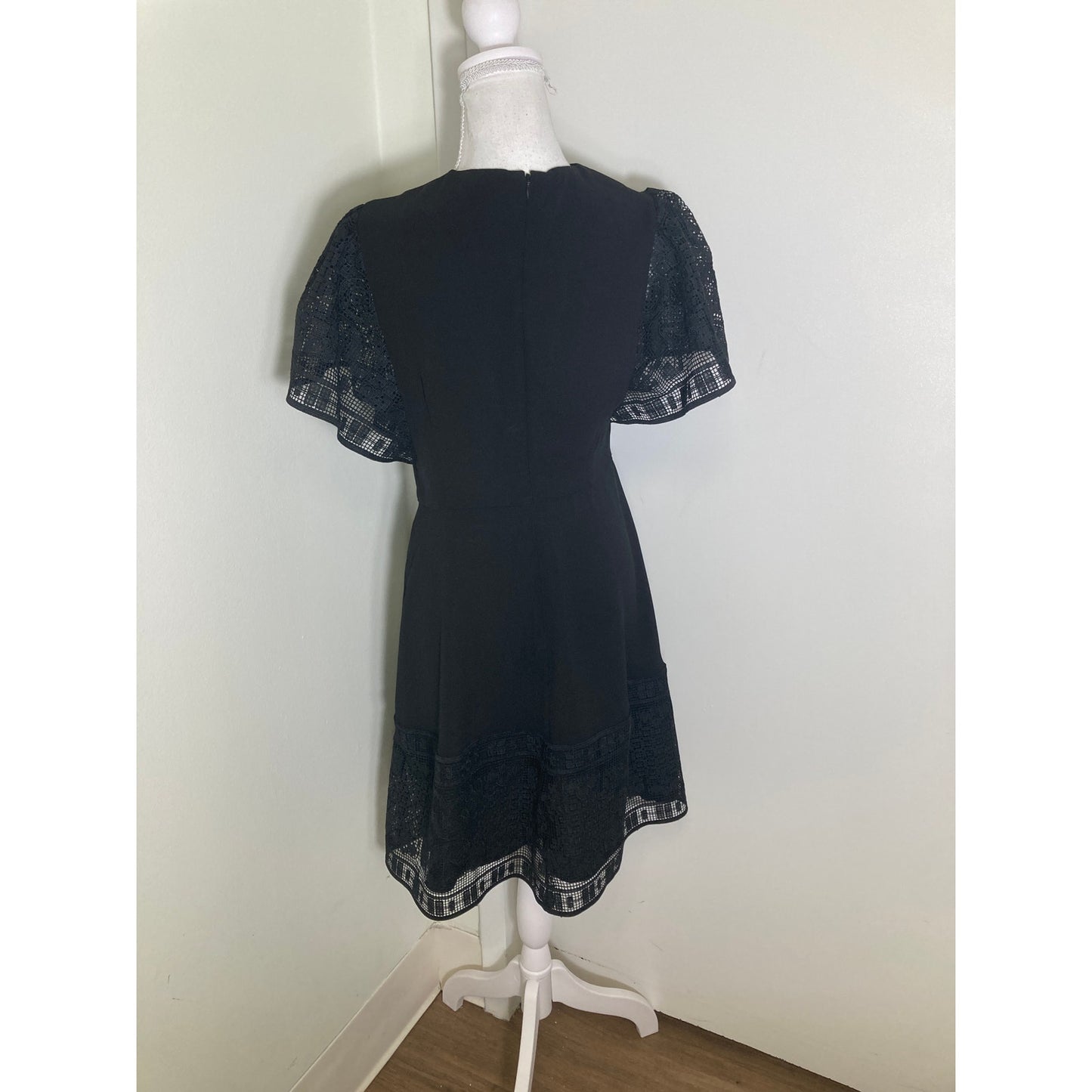 Pearl Black Lace Flutter Sleeve Mini Dress Sz 4