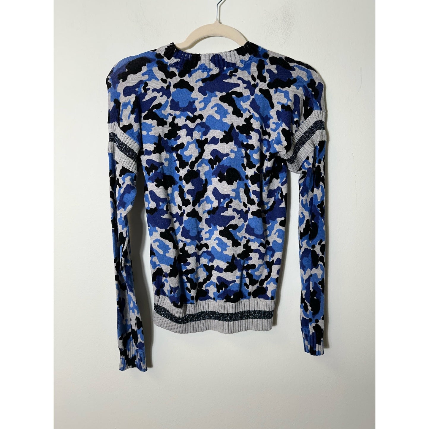 NWT Girls CentralParkWest Kid Gray Blue Camo Sweater Sz L (12/14)