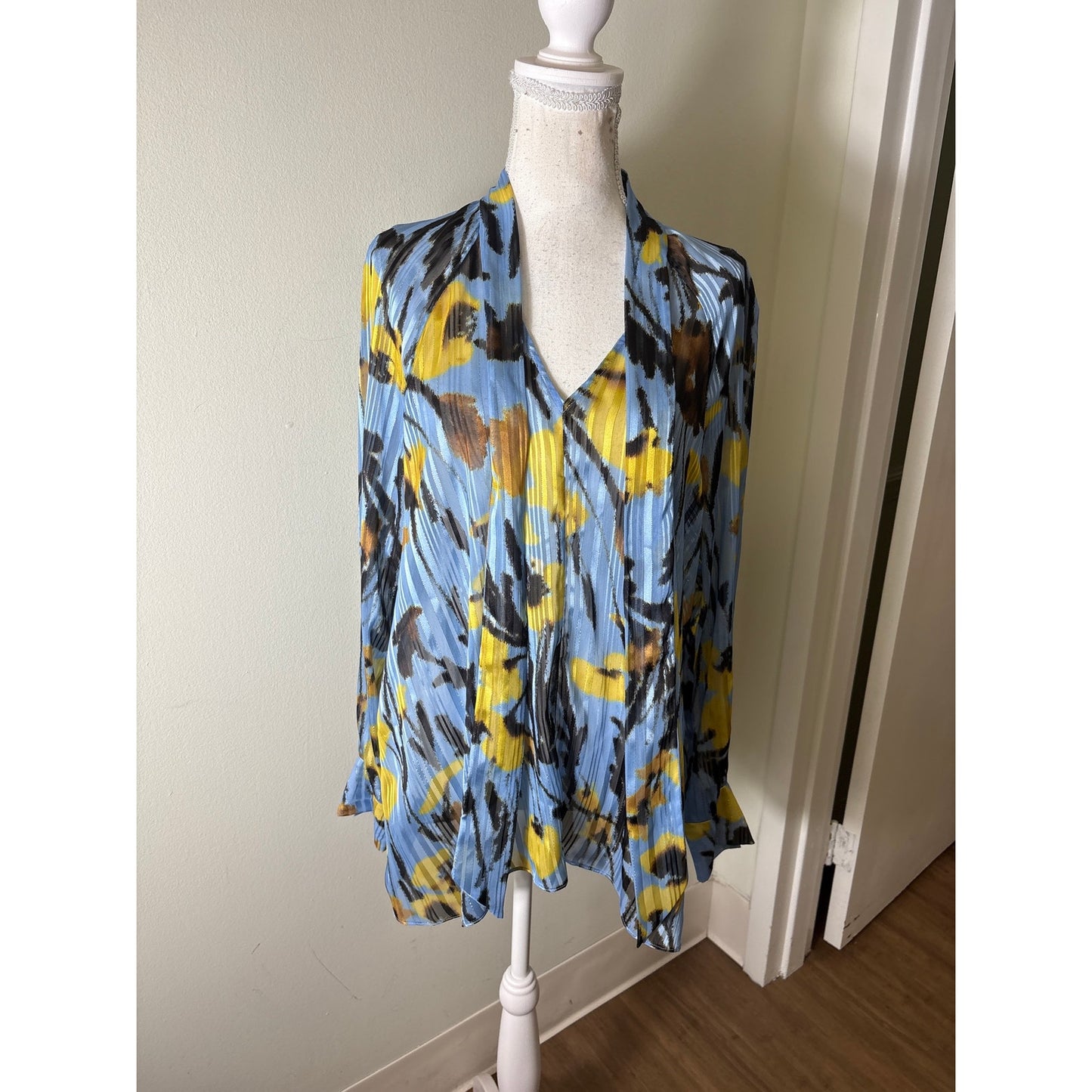 Pearl by Lela Rose Blue and Yellow Gold Threaded Blouse Sz L