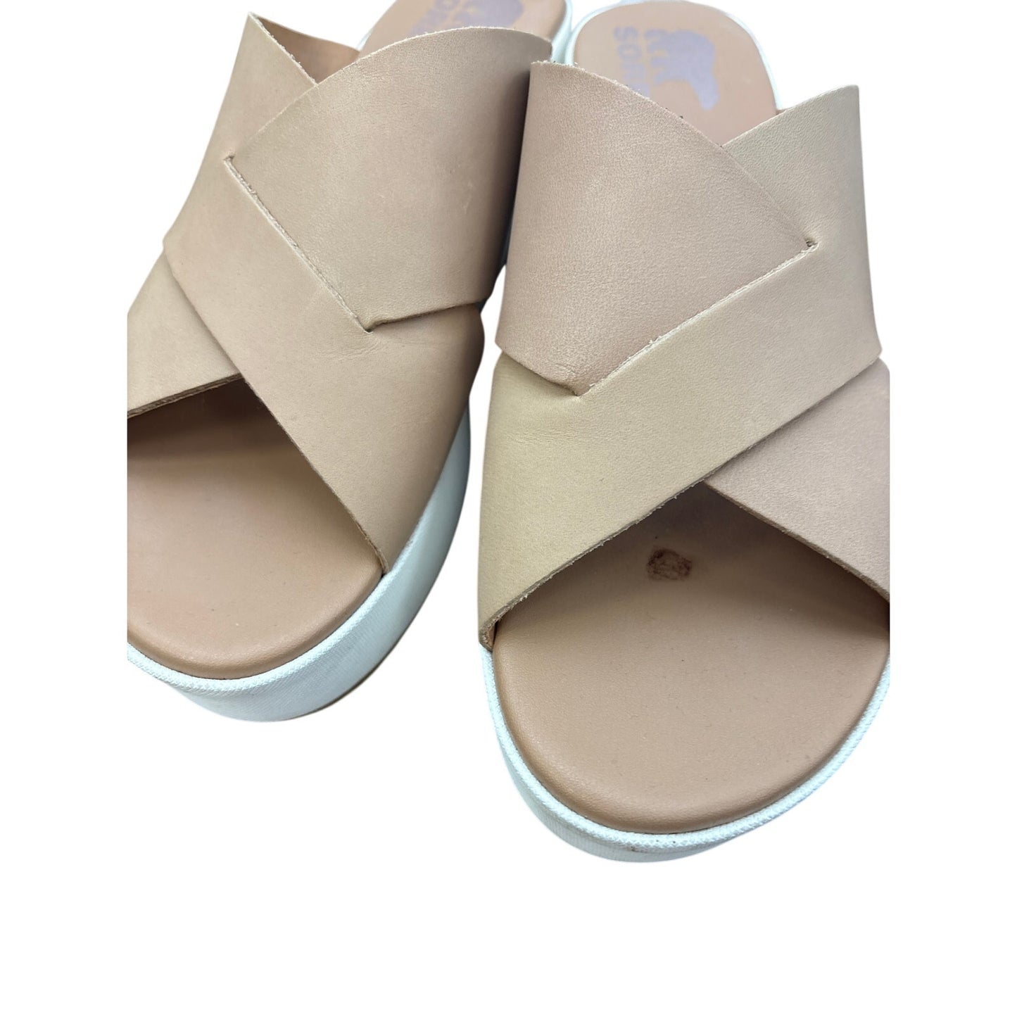 Sorel Tan Criss Cross Wedges Sz 8.5