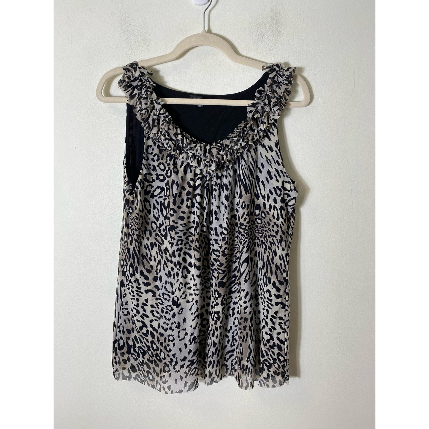 Saks Fifth Avenue Gray Black sleeveless Leopard Print Blouse Sz L