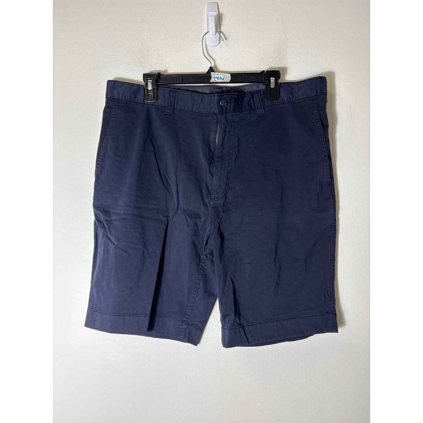 NWOT Men's Cremiux navy Flat Front Cotton Shorts Sz 38