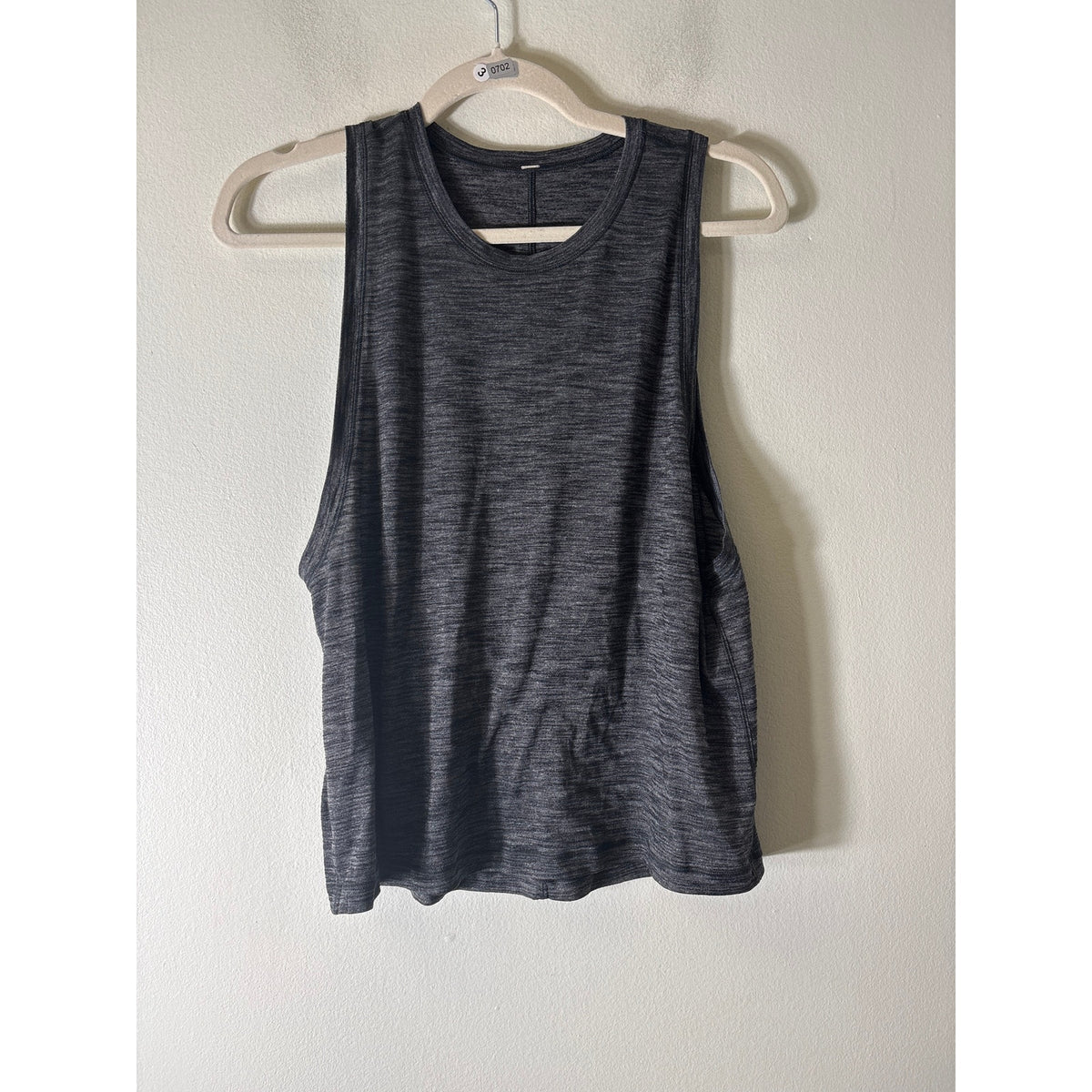 Lululemon Dark Heather Gray Wide Arm Athletic Tank Sz 6