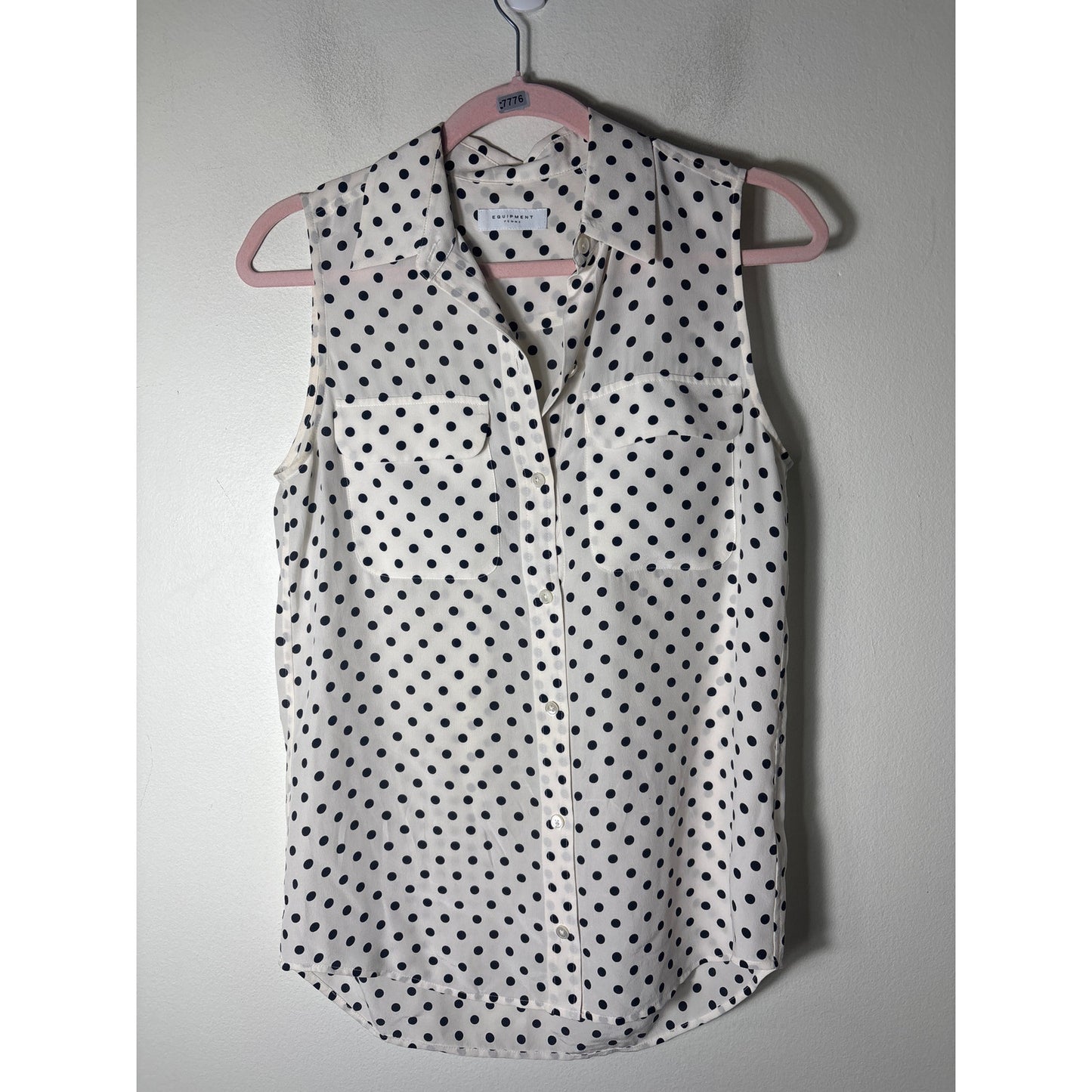 Equipment Femme Off White and Black Polka dot Silk Top Sz XS
