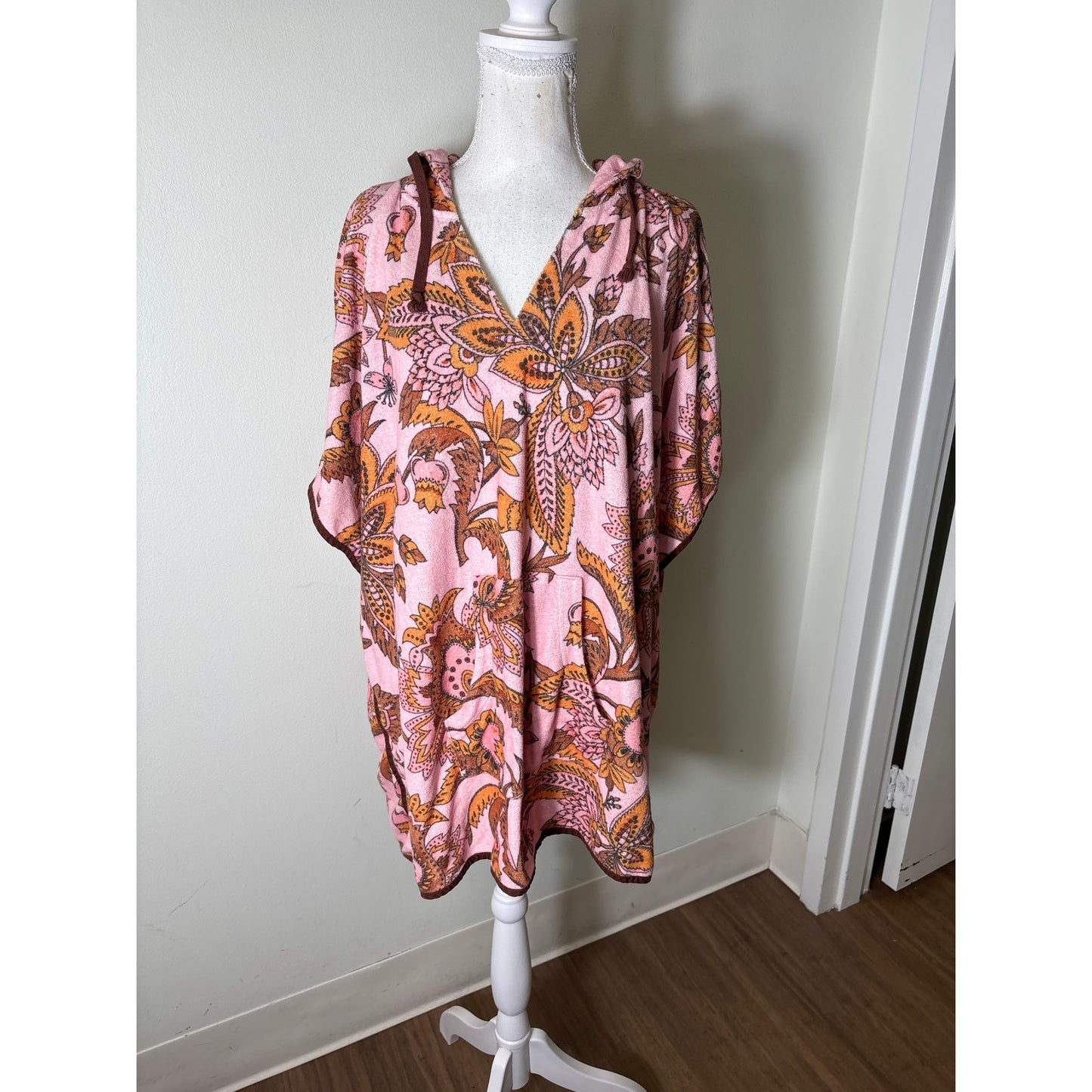 Tuckernuck Terry Towel Pink and Brown Hooded Coverup. Sz Xs/S