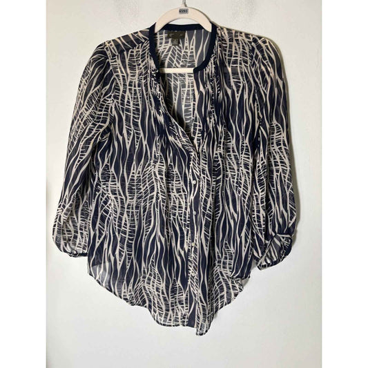 Fei Navy And Cream Sheer V Neck 3/4 Sleeve Pullover Blouse sz 6