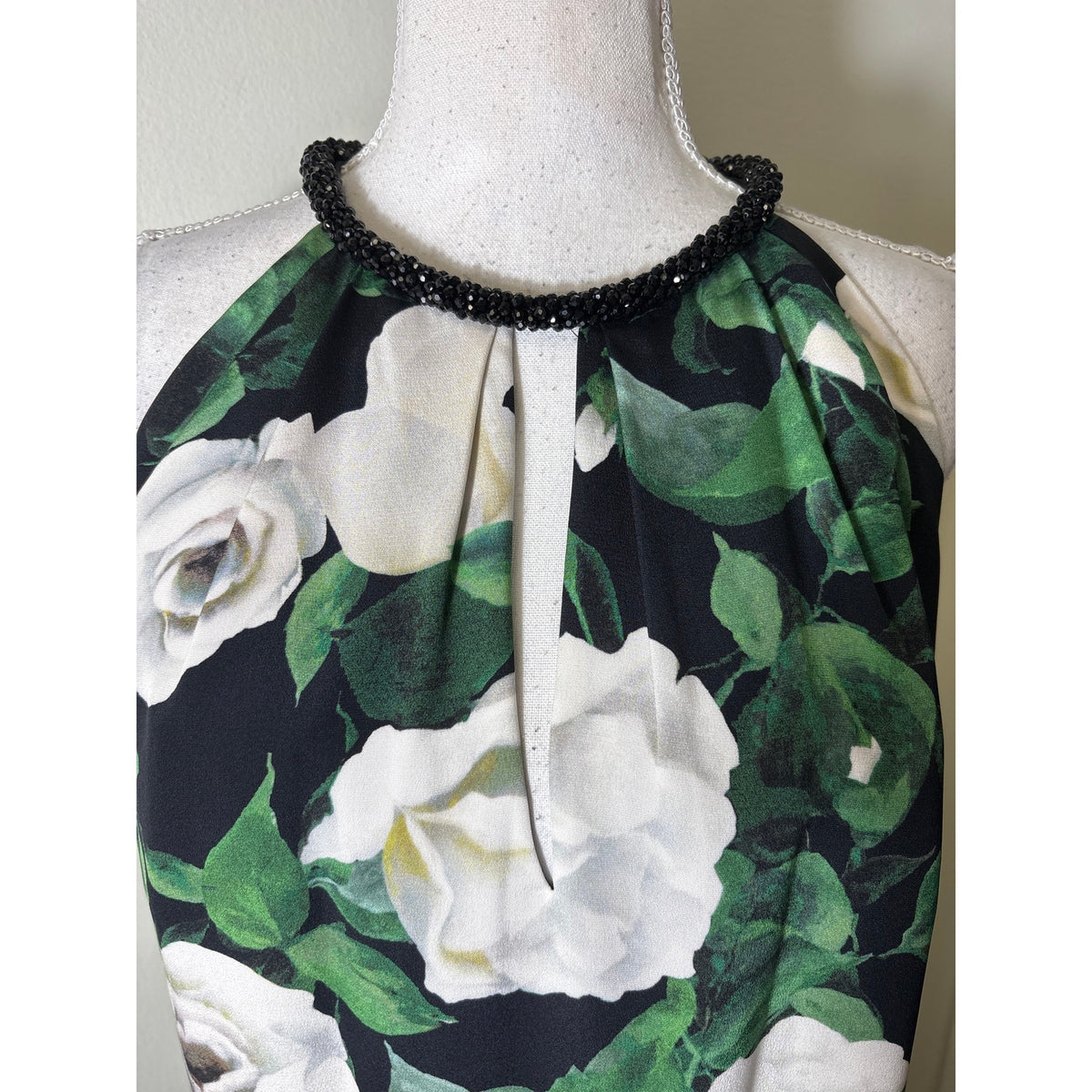 NWT Carmen Marc Valvo Green and Black Floral Knee Length Cocktail Dress Sz 14