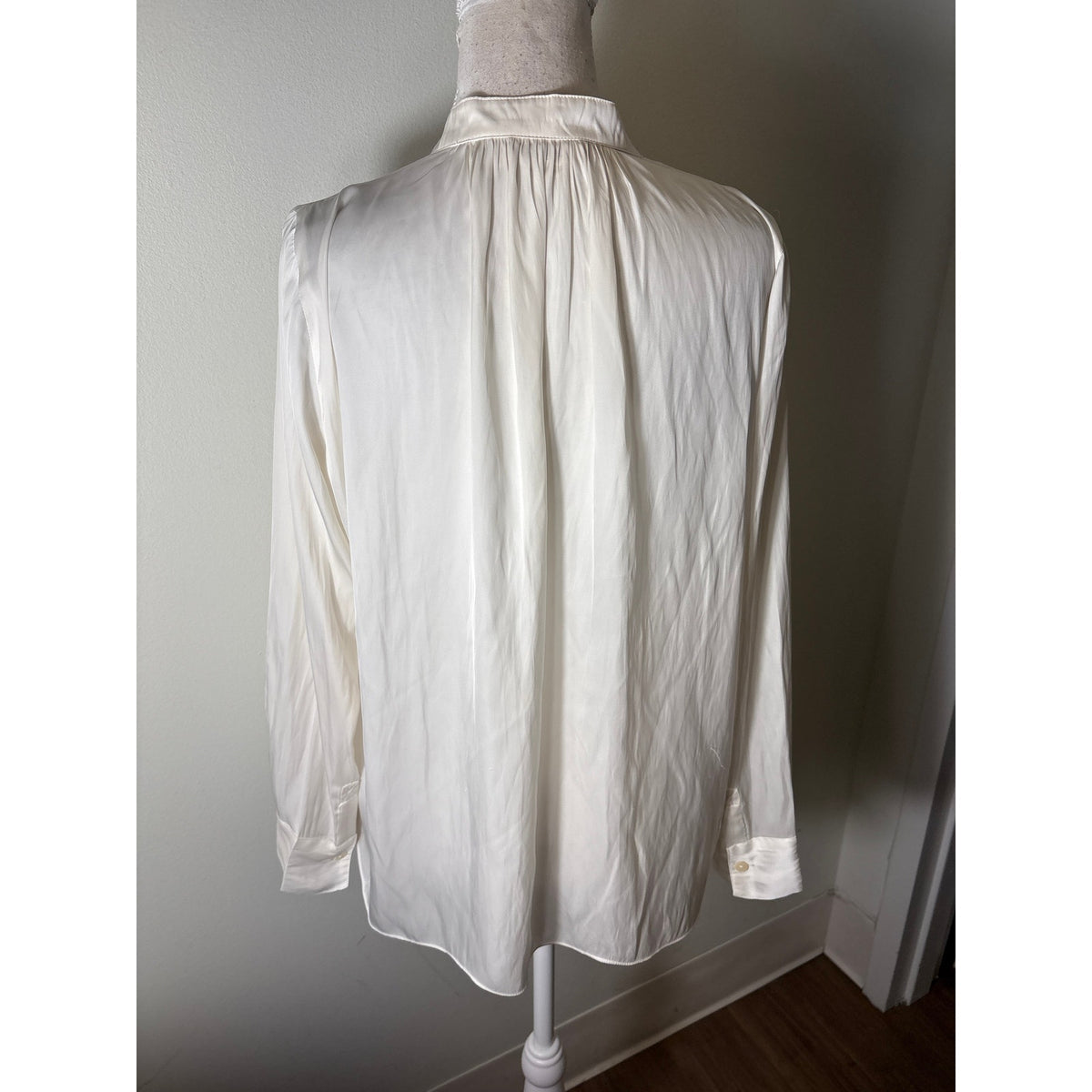 Zadig&Voltaire White Long Sleeve V Neck Shirt Sz M
