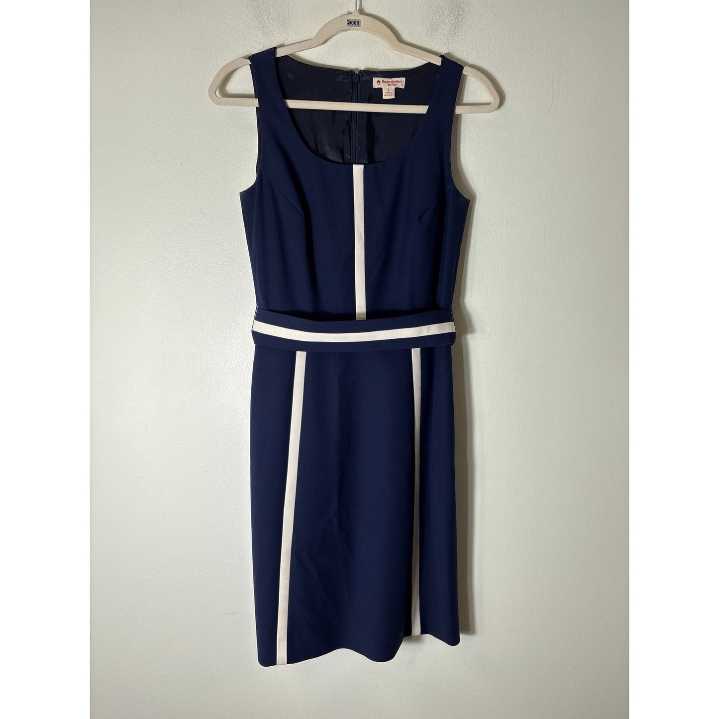 Brooks Brothers Navy Sleeveless Belted Knee Length sz 2
