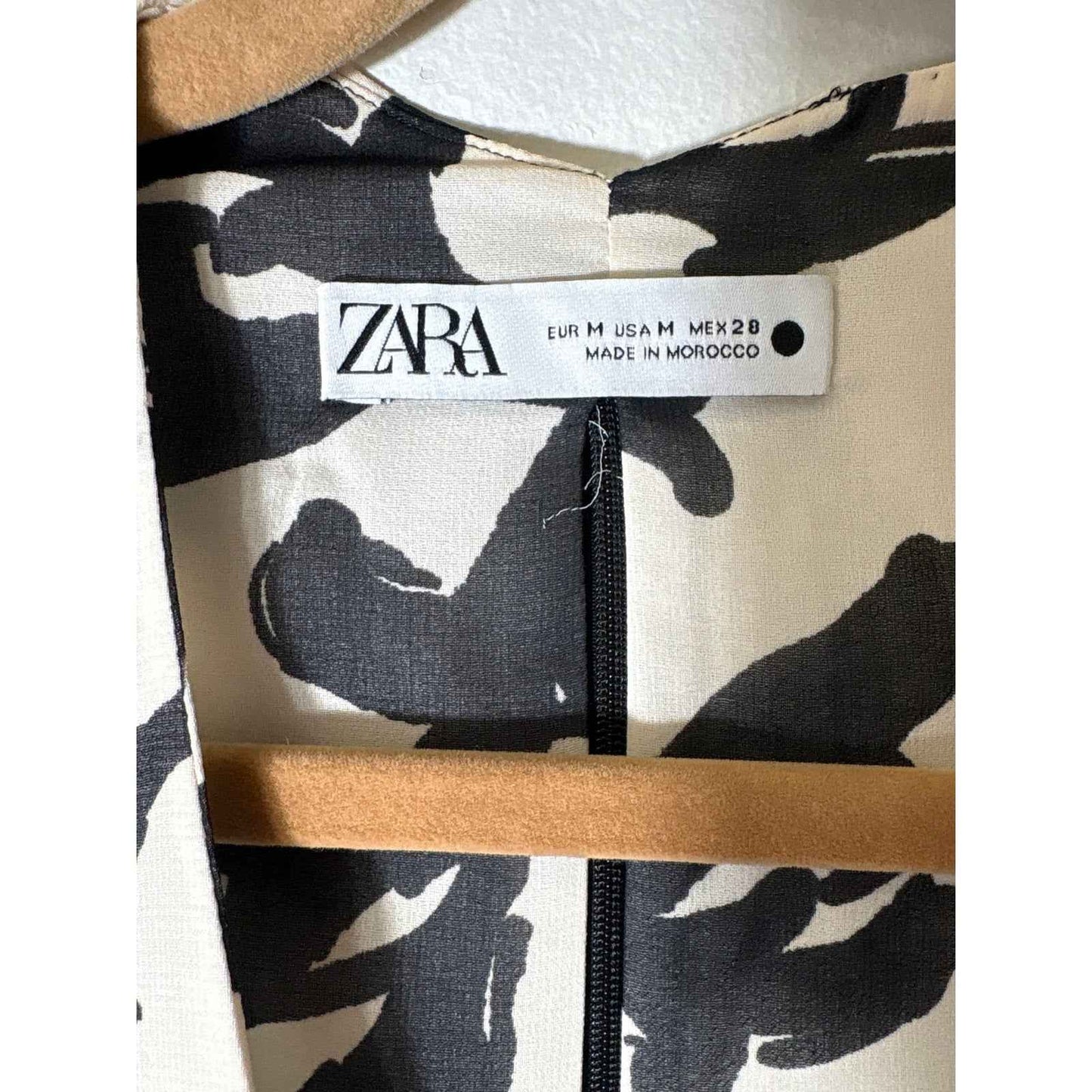 Zara Black White Sleeveless V-Neck Flowy Maxi Dress sz M