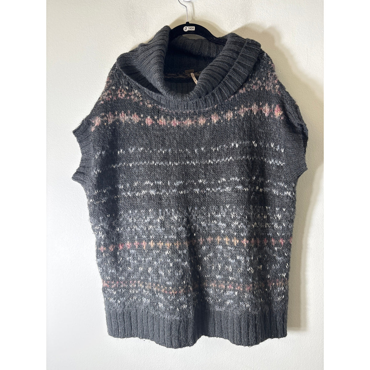 Free People Charcoal Sleeveless Cowl Neck Kit Sweater Sz S