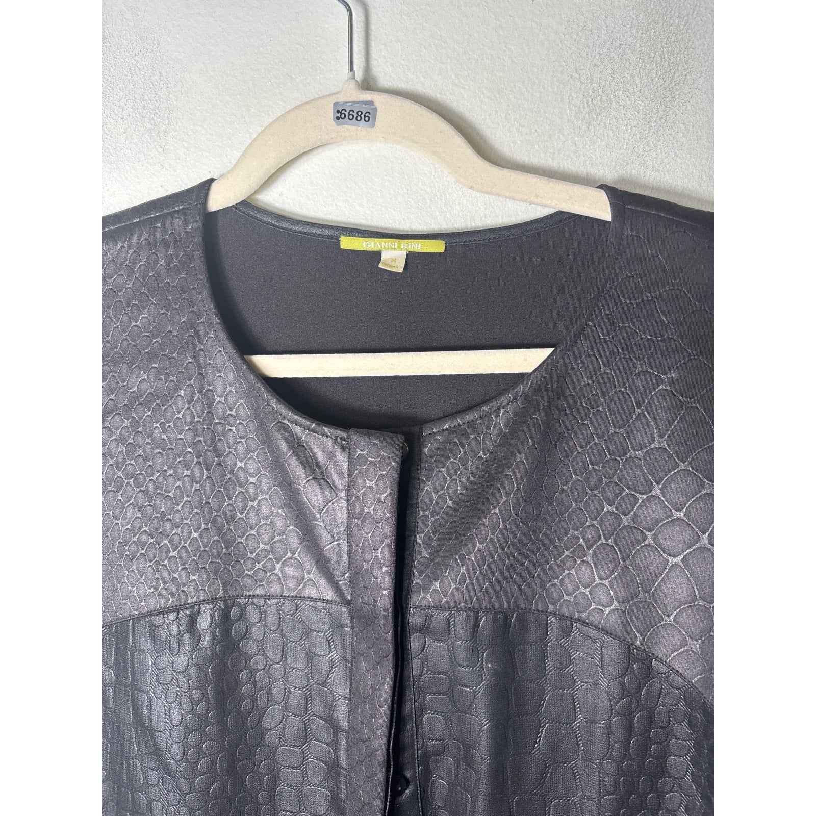 Gianni bini Black Croc Print Button Up Blouse Sz M