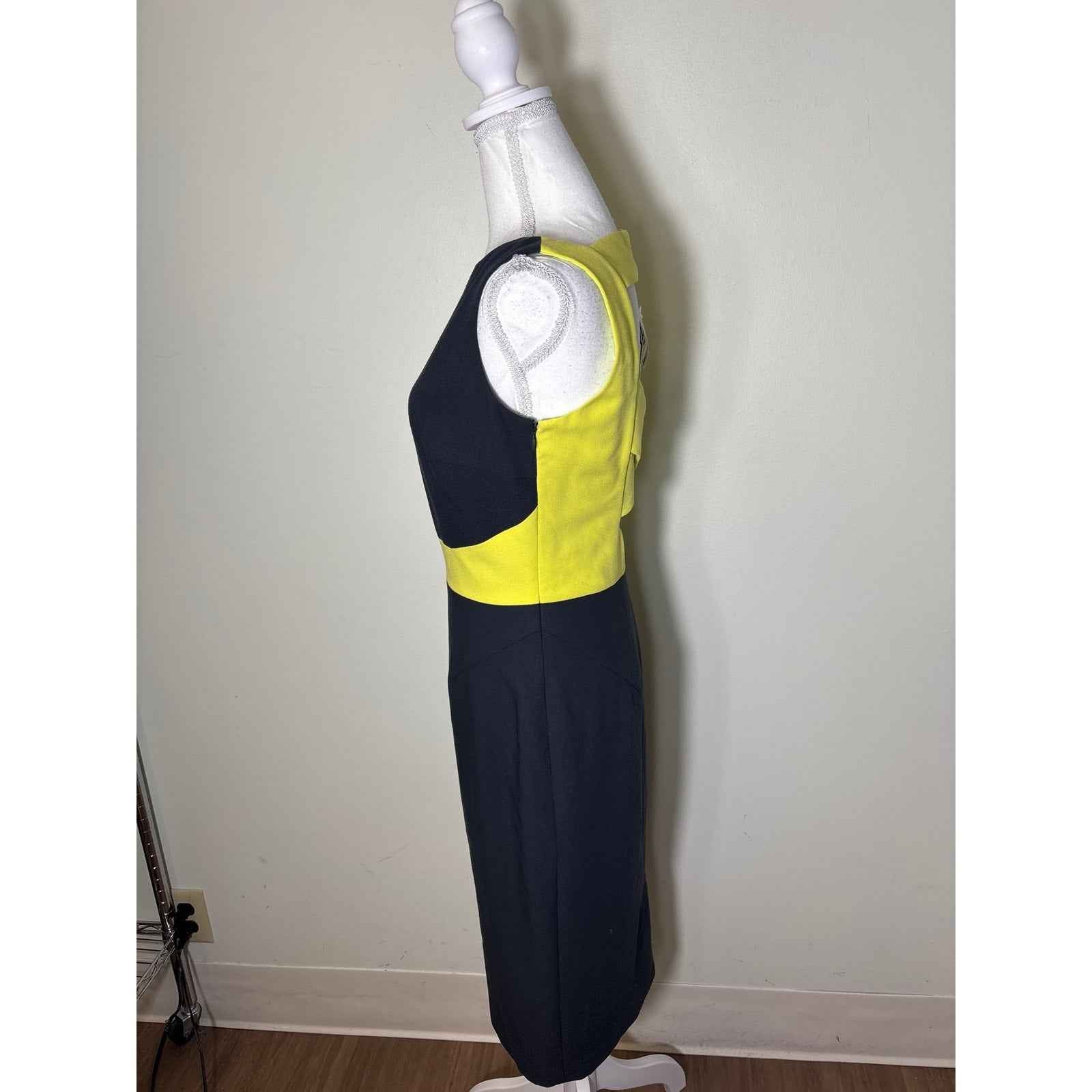 NWT Raoul Black and Neon Yellow Sleeveless Midi Dress Sz 6