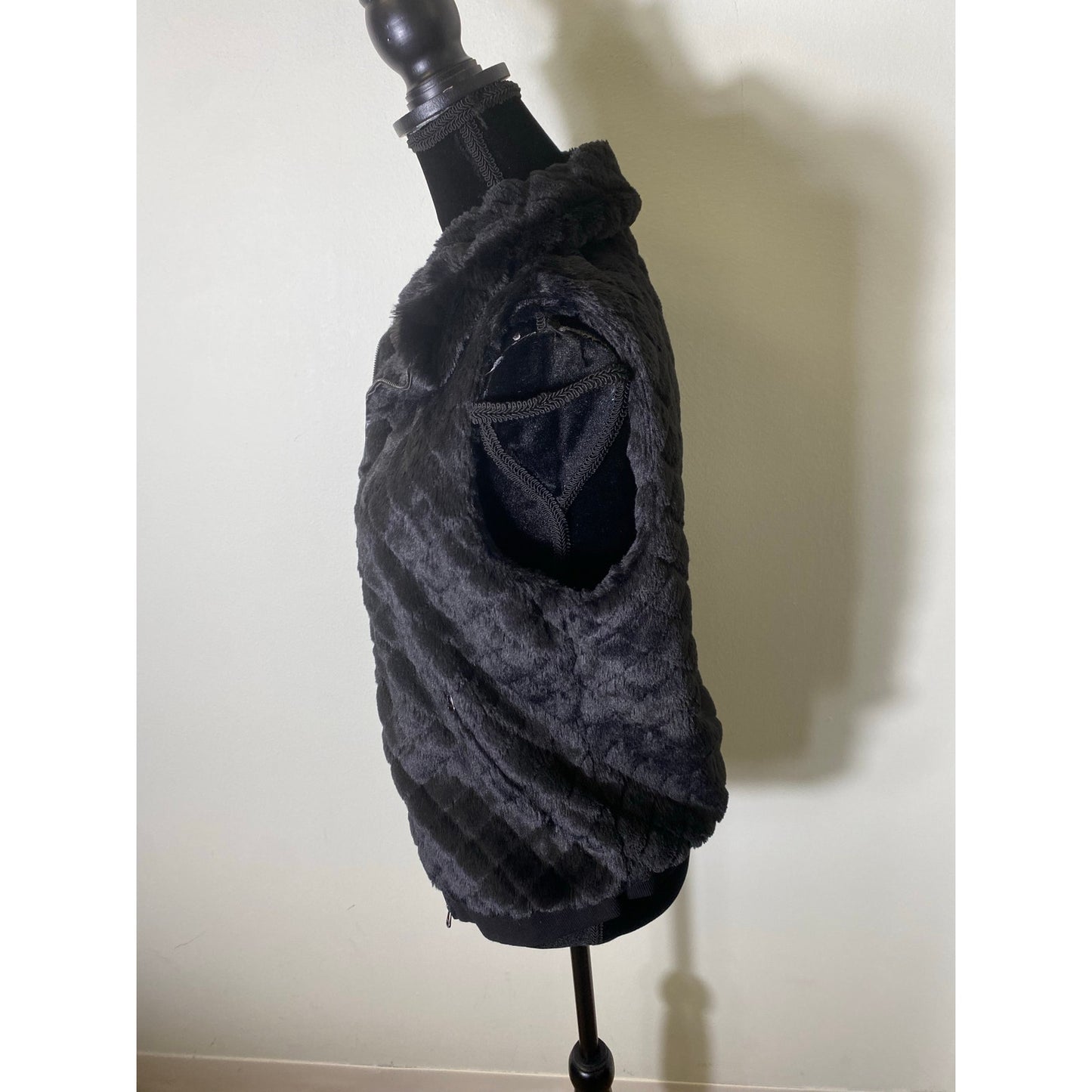 David Lerner NY Faux Fur Black Vest Sz XS