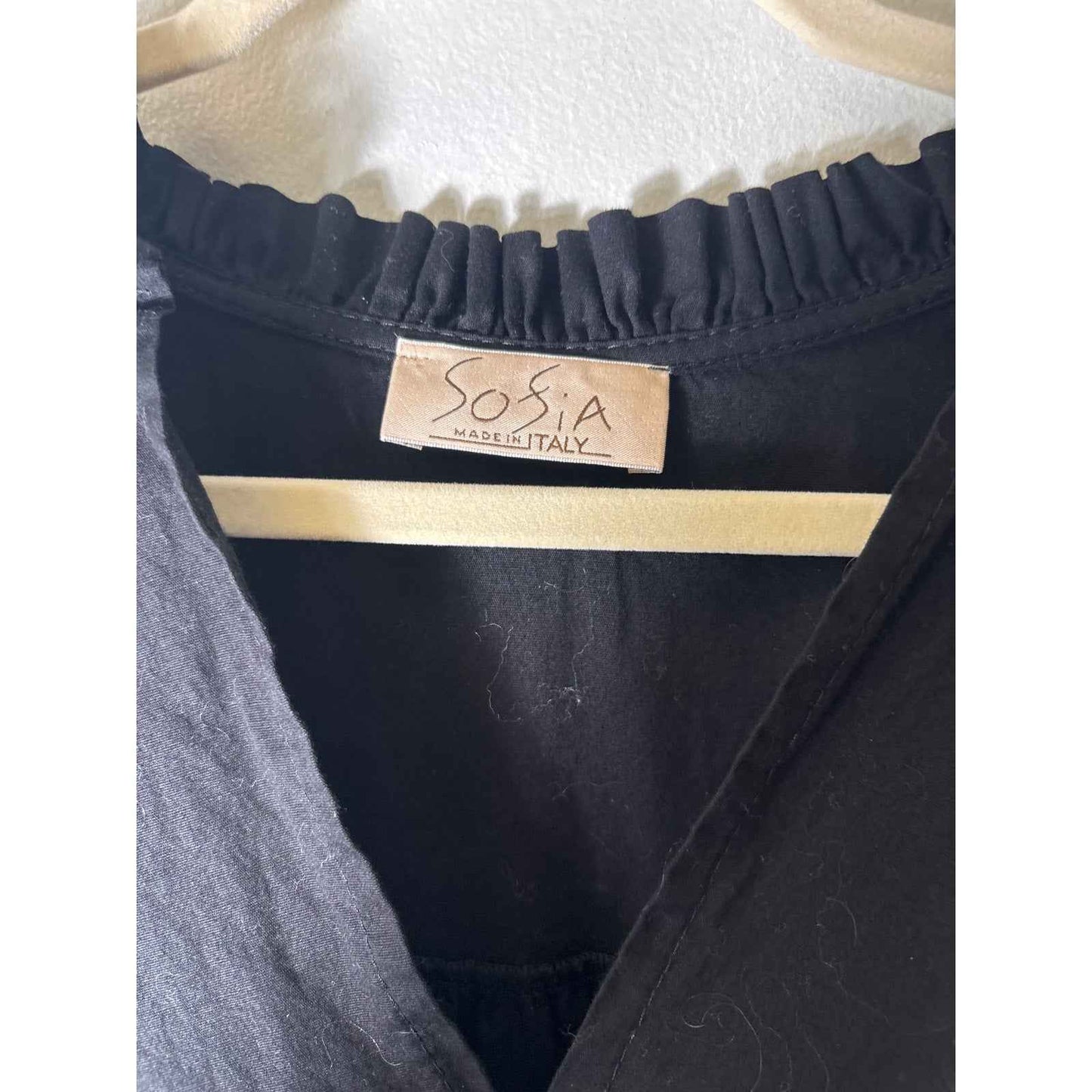 Sofia Black Cotton Short Sleeve Top Sz (Fits like a M) No tag